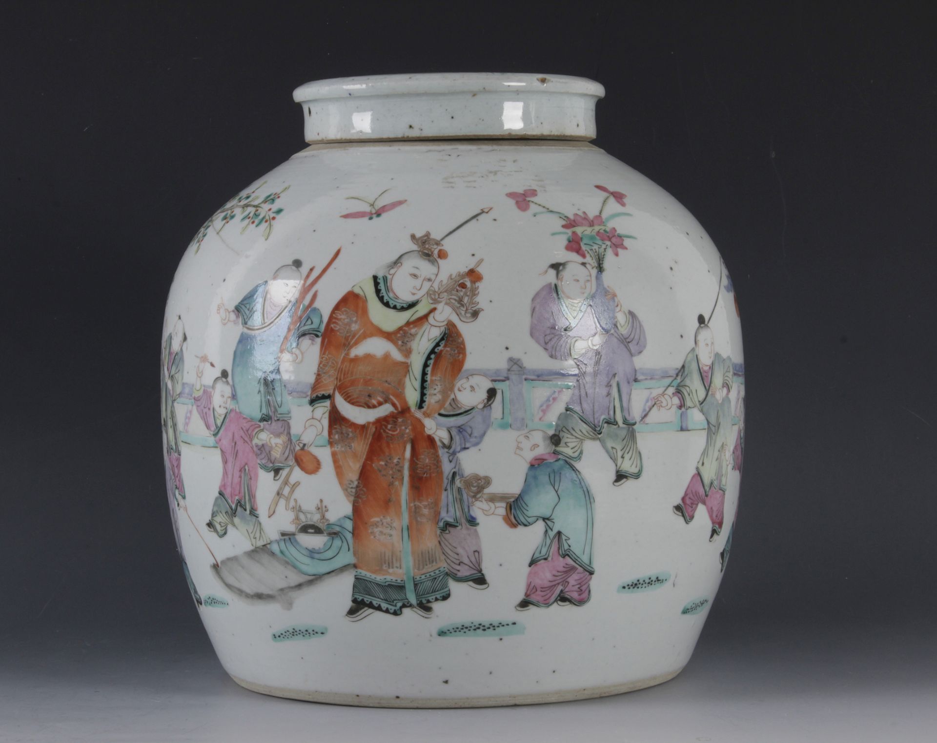 A 19th century Chinese Qing dynasty porcelain ginger jar - Image 2 of 7