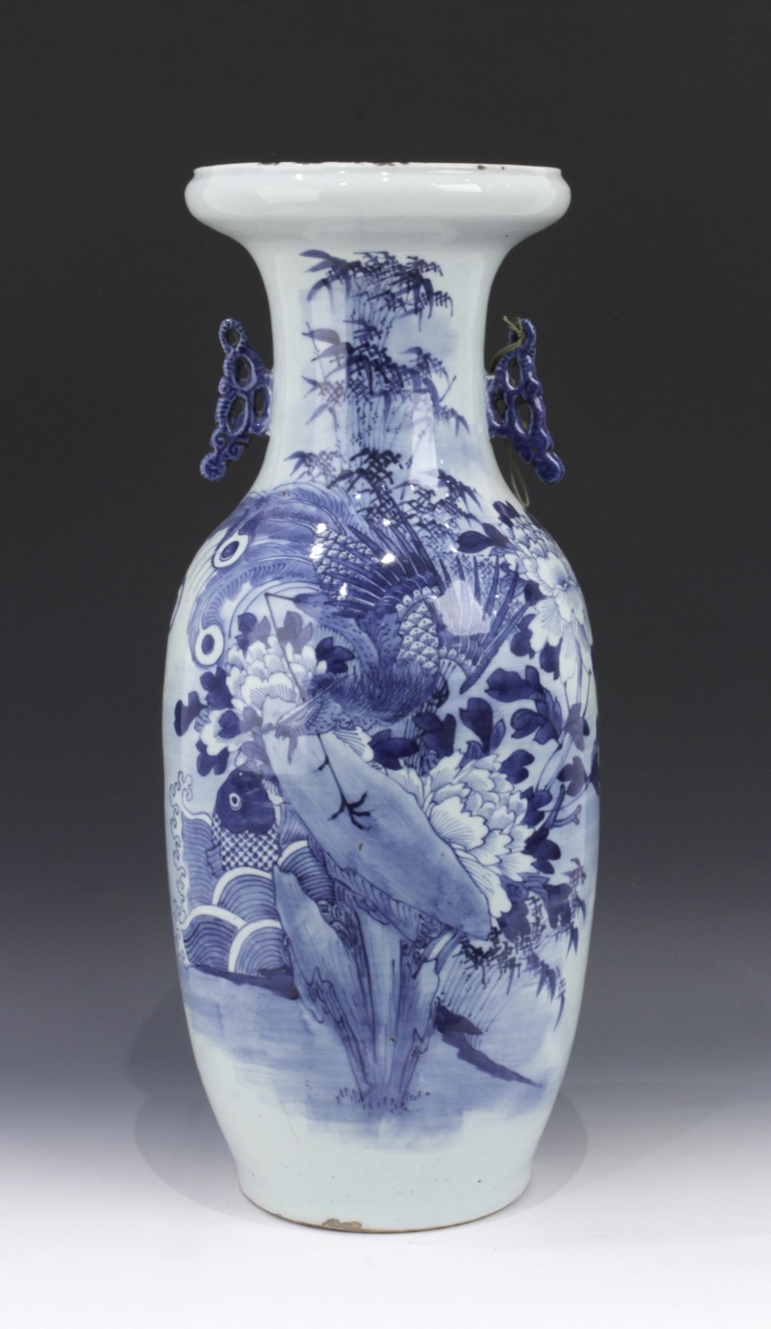 A 20th century Chinese porcelain vase from the Republic period