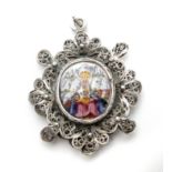 Late 17th century-early 18th century Spanish silver filigree reliquary pendant