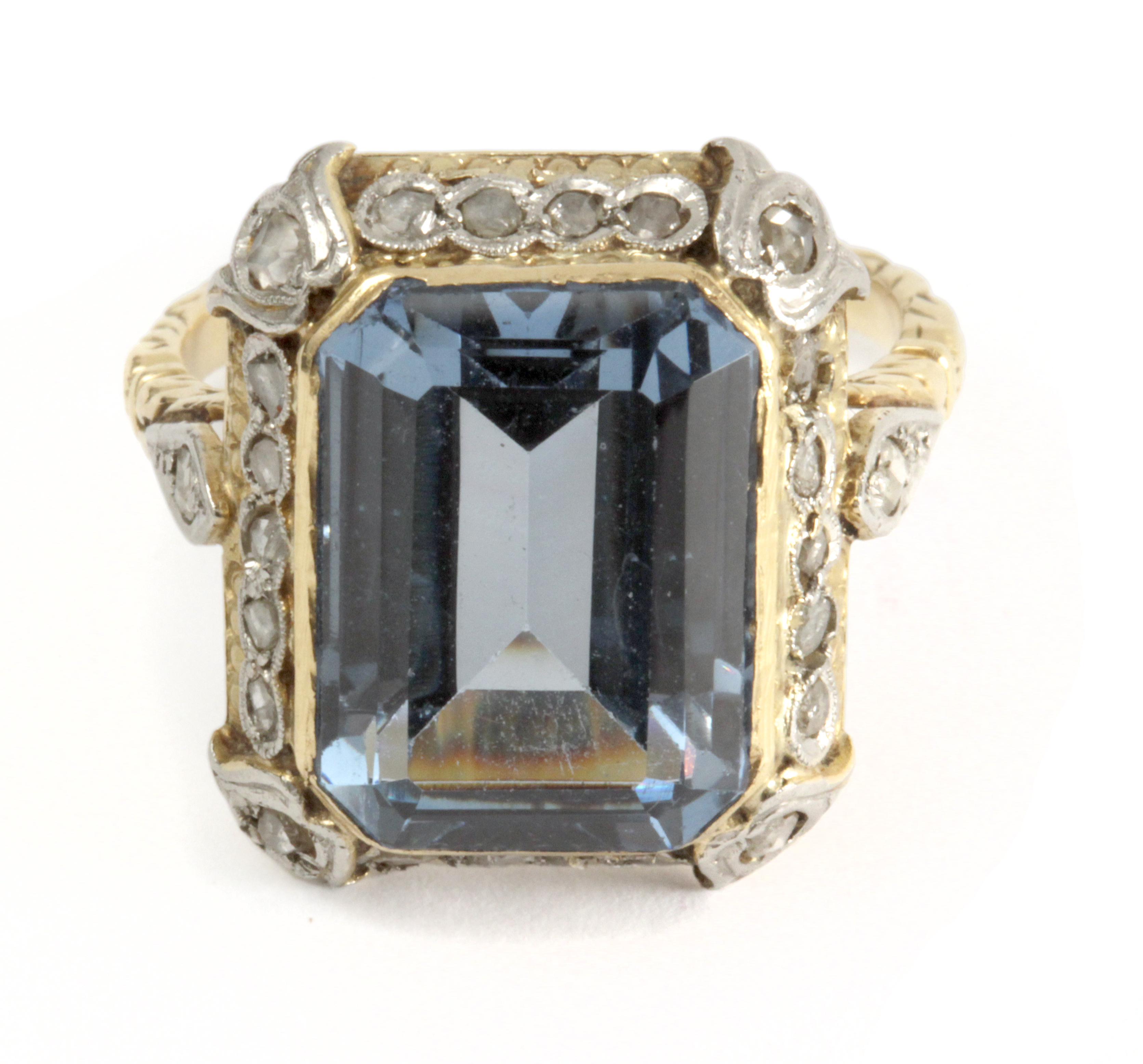 18k. yellow gold, platinum, synthetic spinel and rose cut diamonds ring circa 1940 - Image 2 of 3