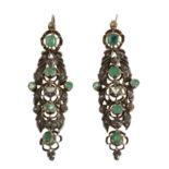 19th century Spanish Isabelino period pair of earrings in silver, emeralds and rose cut diamonds