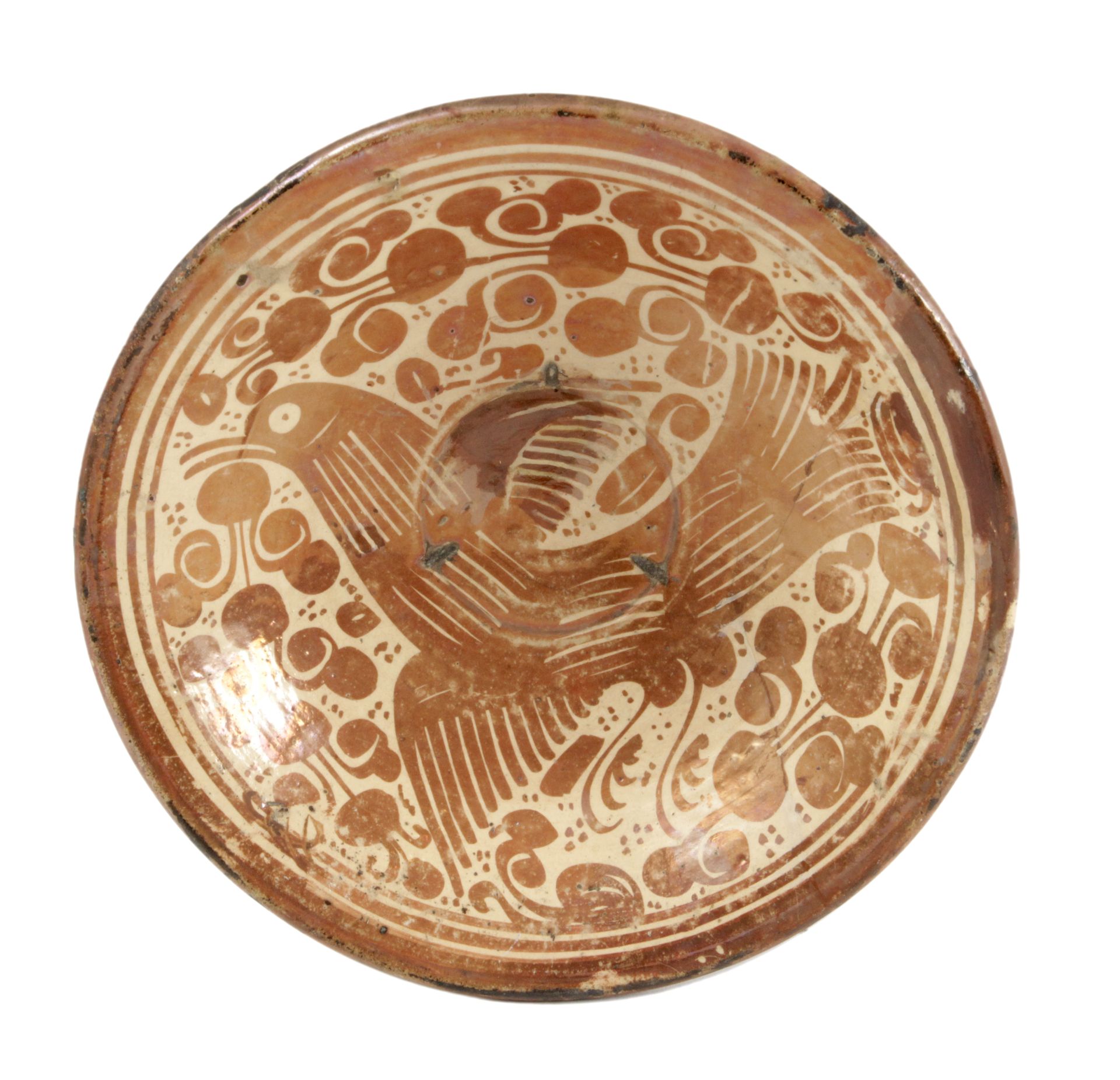 18th century decorative dish in Manises tin-glazed pottery