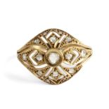 18k. yellow gold and rose cut diamonds Art-Déco ring