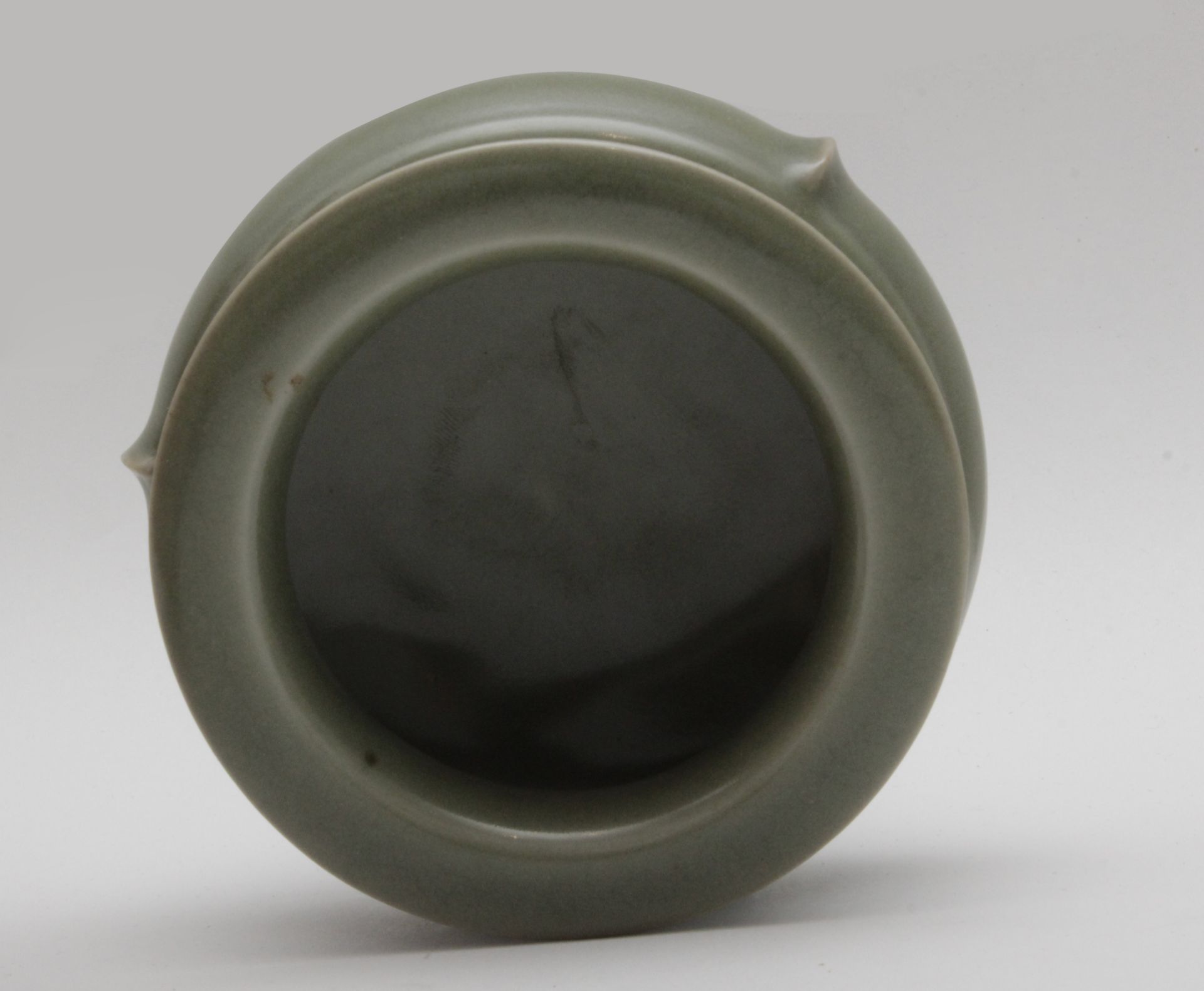 20th century Chinese censer in celadon porcelain - Image 6 of 6