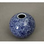 19th century Chinese inkwell in blue and white porcelain