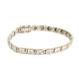 18k. white gold and brilliant cut diamonds bracelet