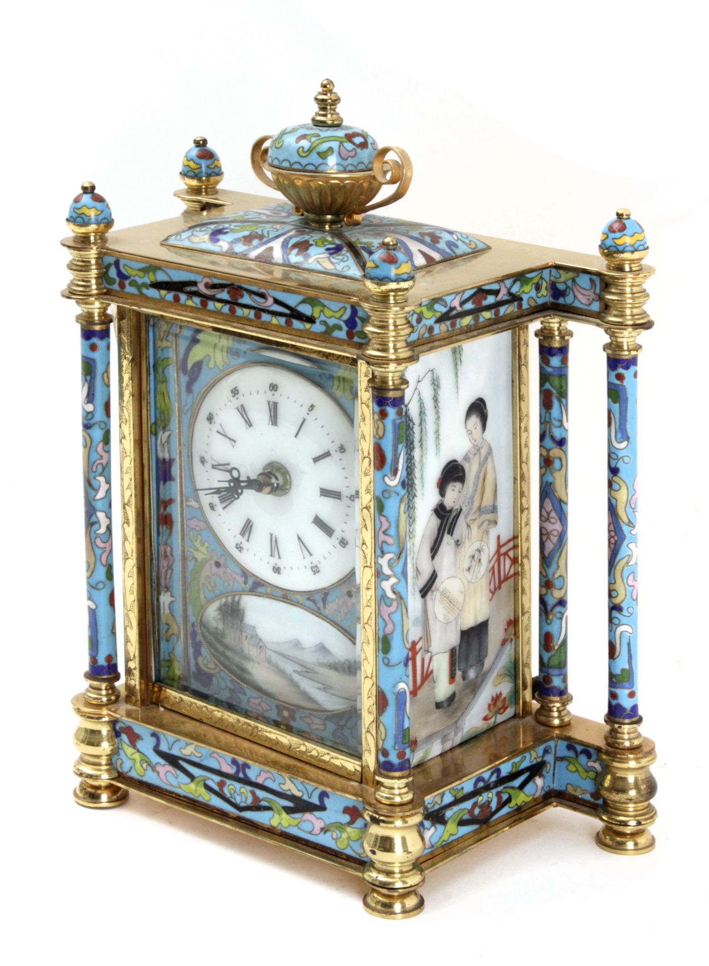 A 20th century Chinese mantel clock in gilt brass and cloisonné enamel