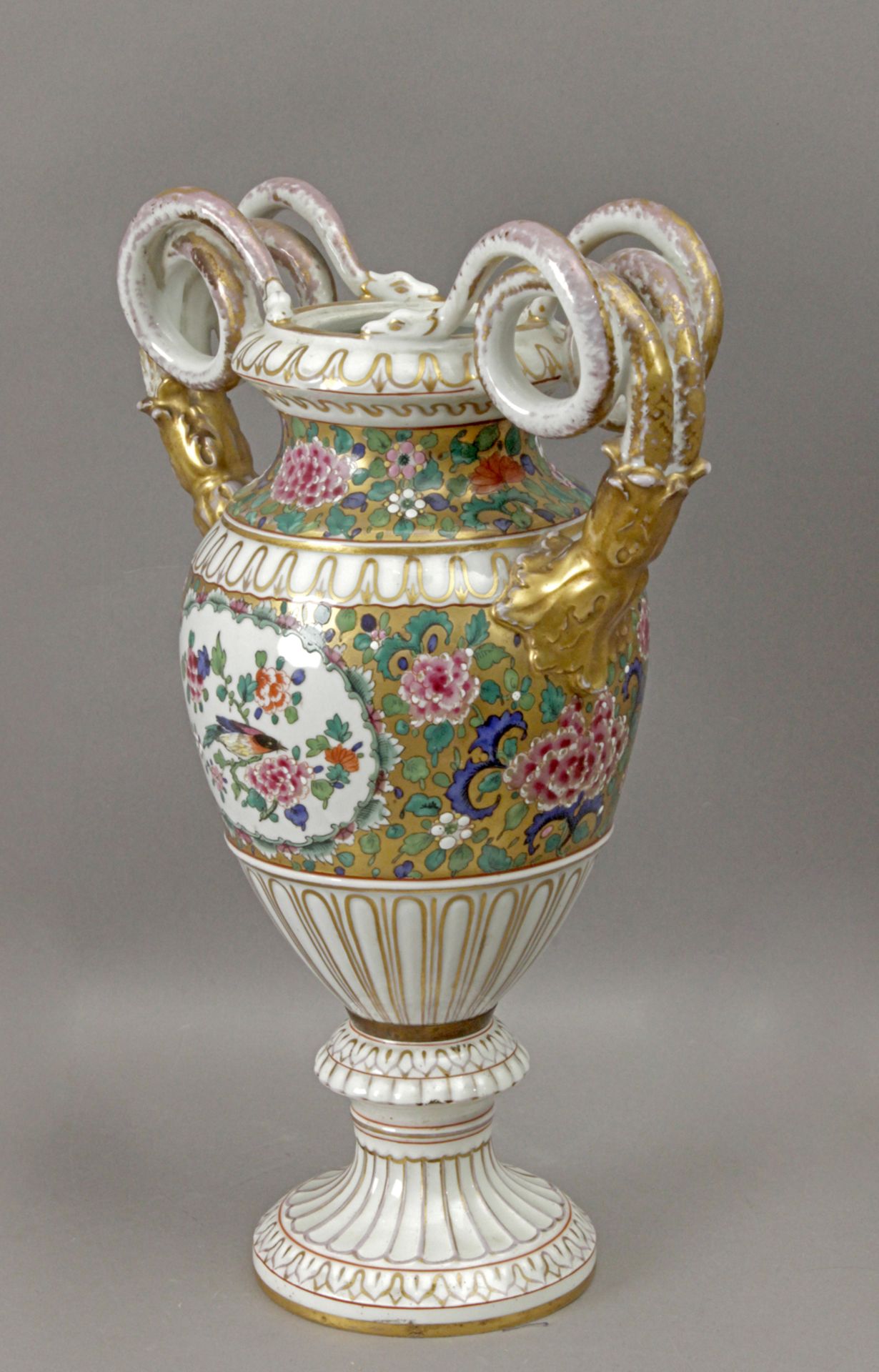 A 19th century French porcelain vase - Image 3 of 7