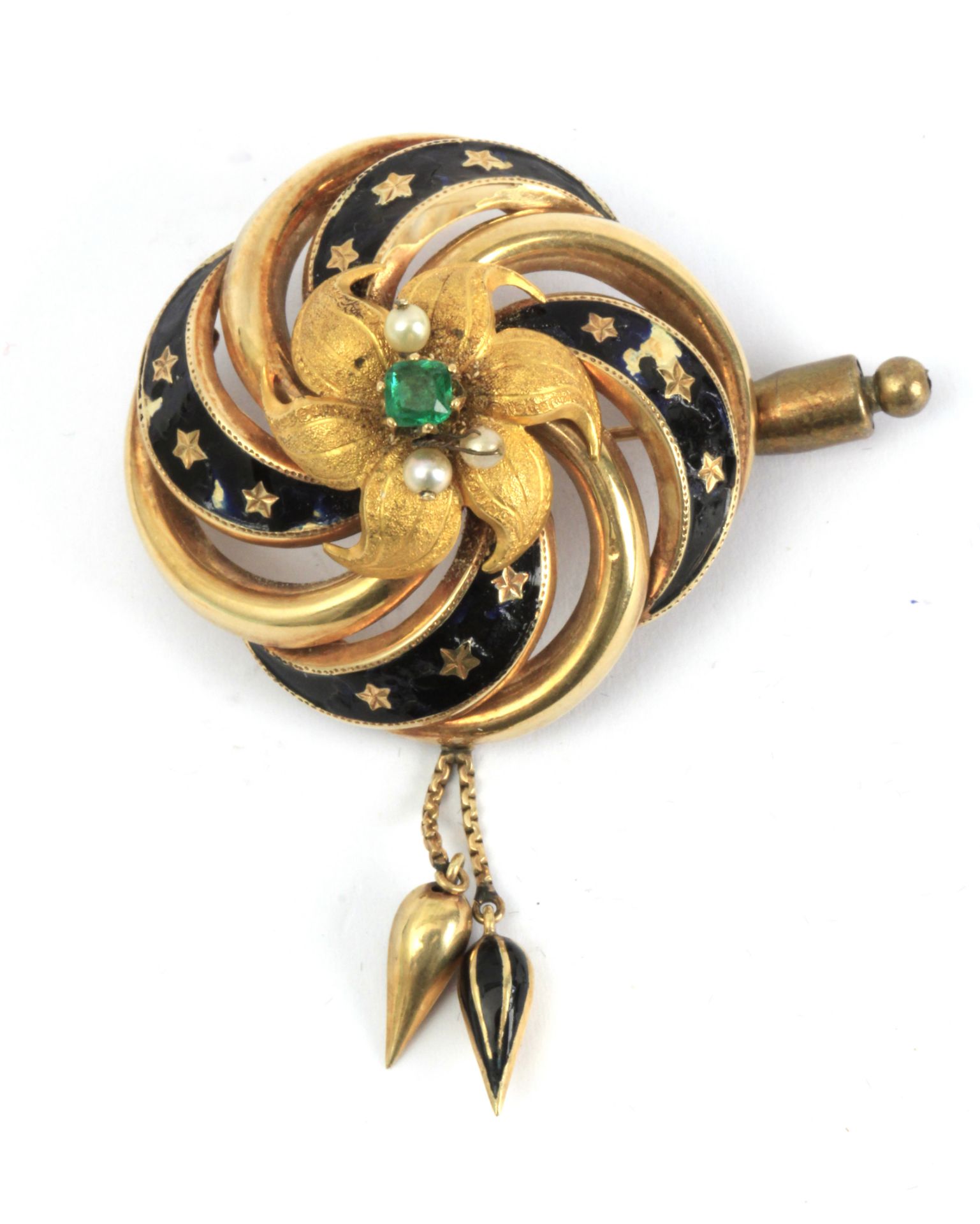 A first third of the 20th century brooch