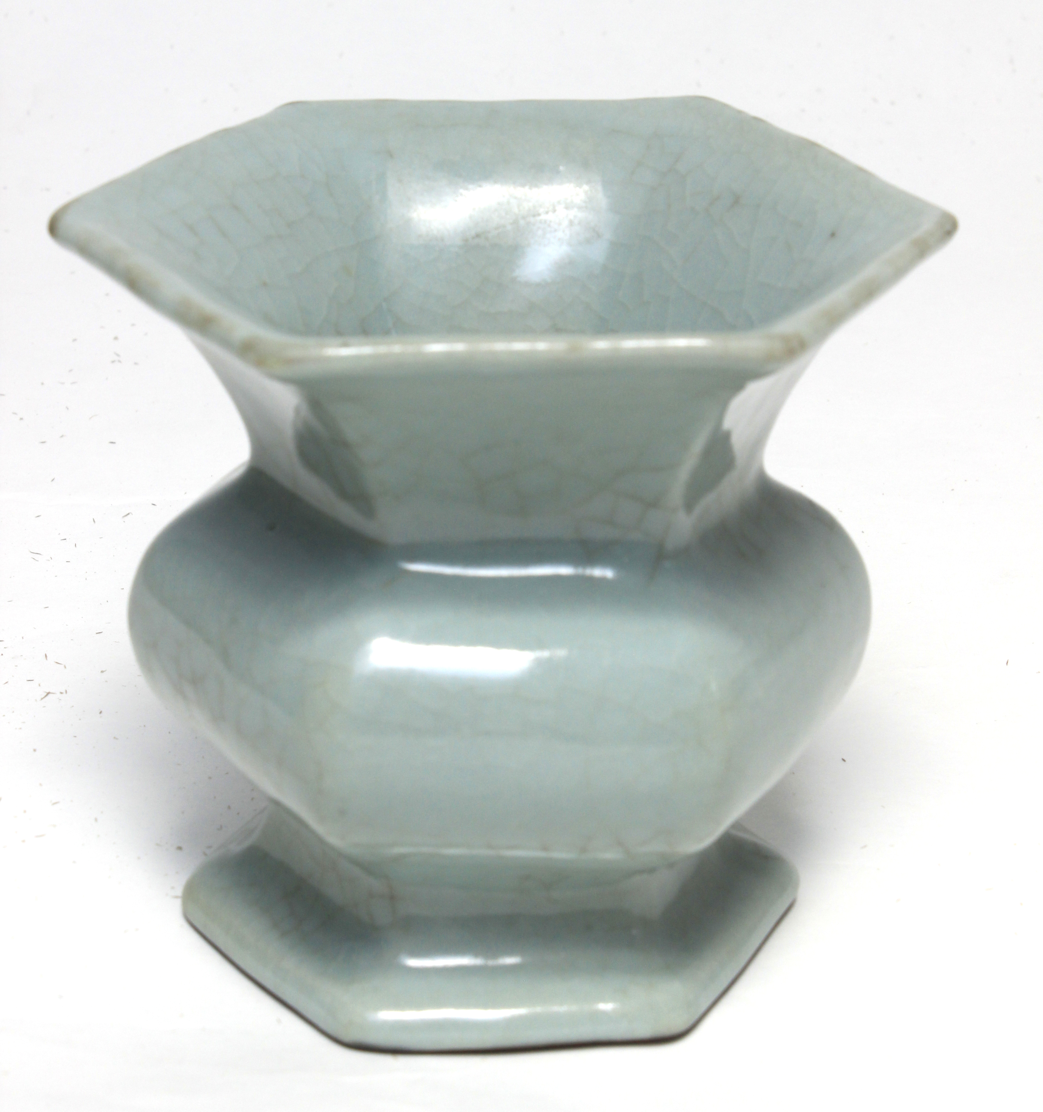 A 20th century Chinese celadon vase - Image 5 of 11