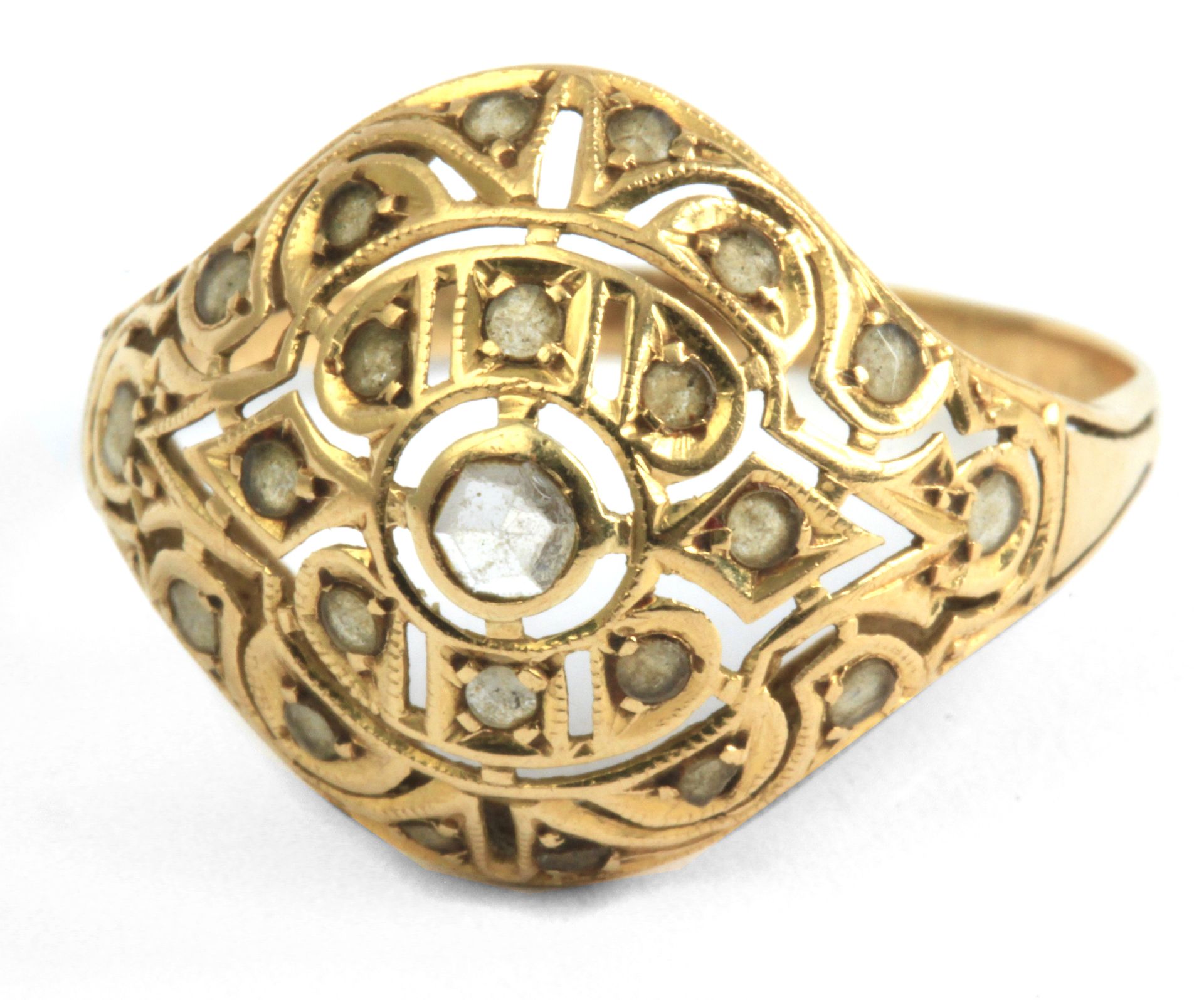 A first third of the 20th century bombee ring