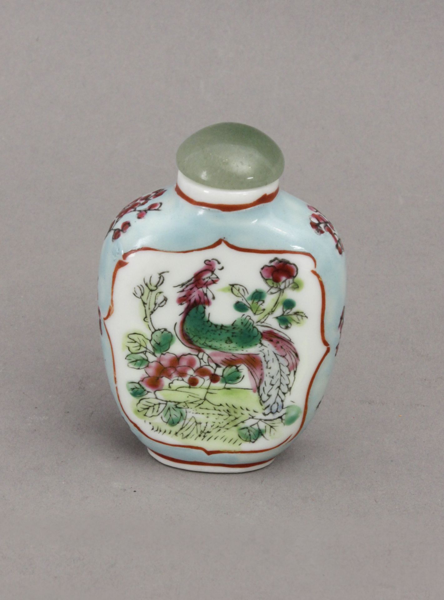 A 20th century Chinese porcelain snuff bottle