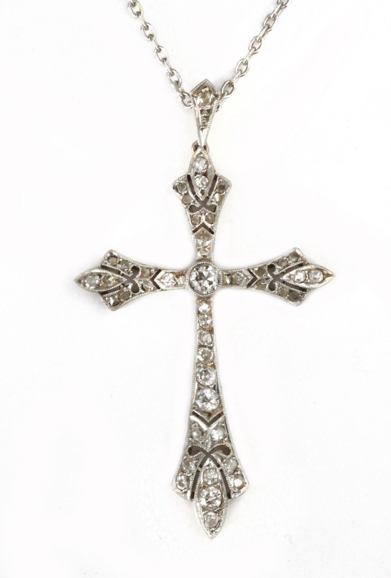 An Art-Déco pendant cross circa 1920-1940