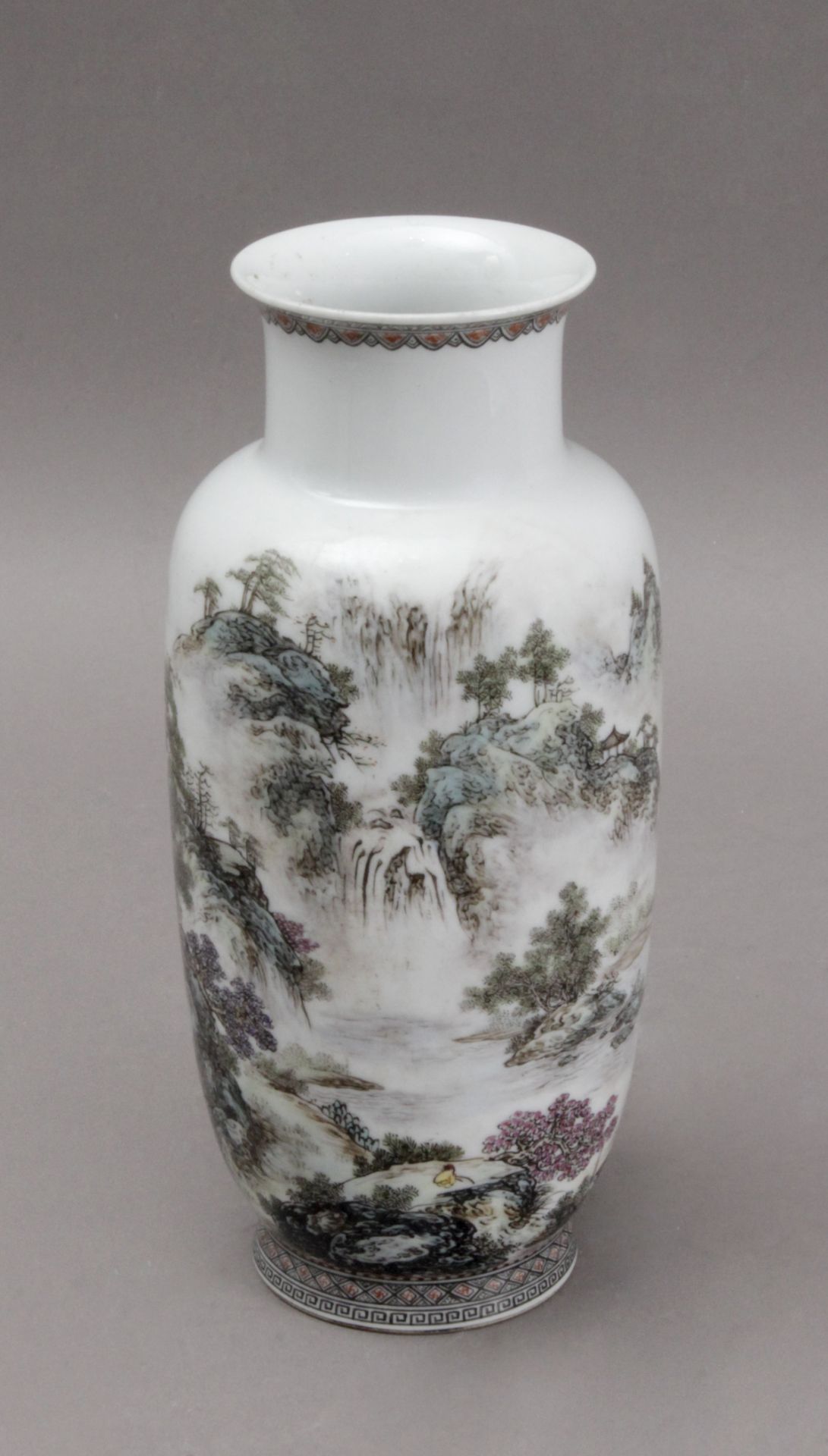 A first half of 20th century Chinese porcelain vase from MinGuo period