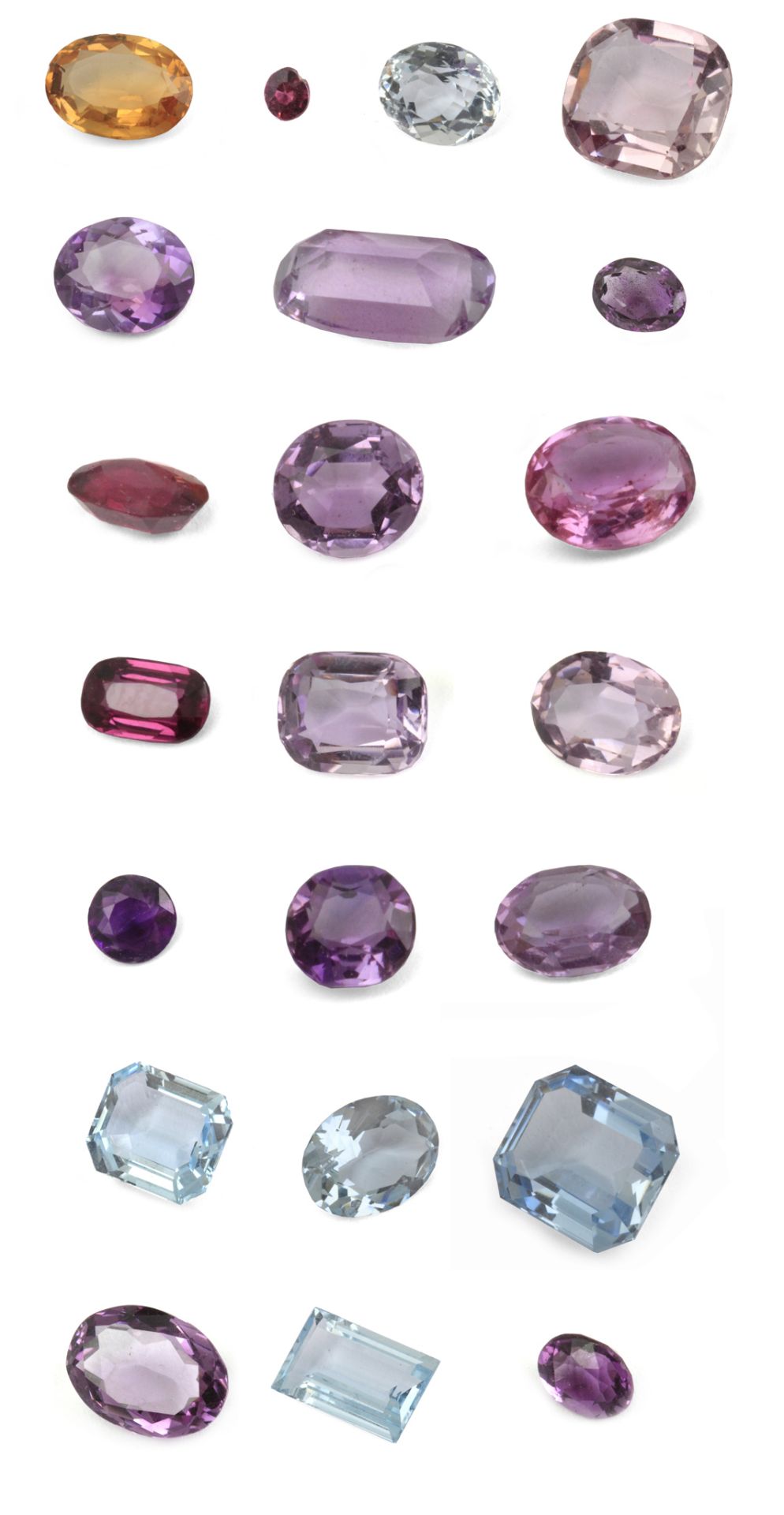 Collection of 22 gemstones: including aquamarines, rose topaz, garnets, amethysts and citrine