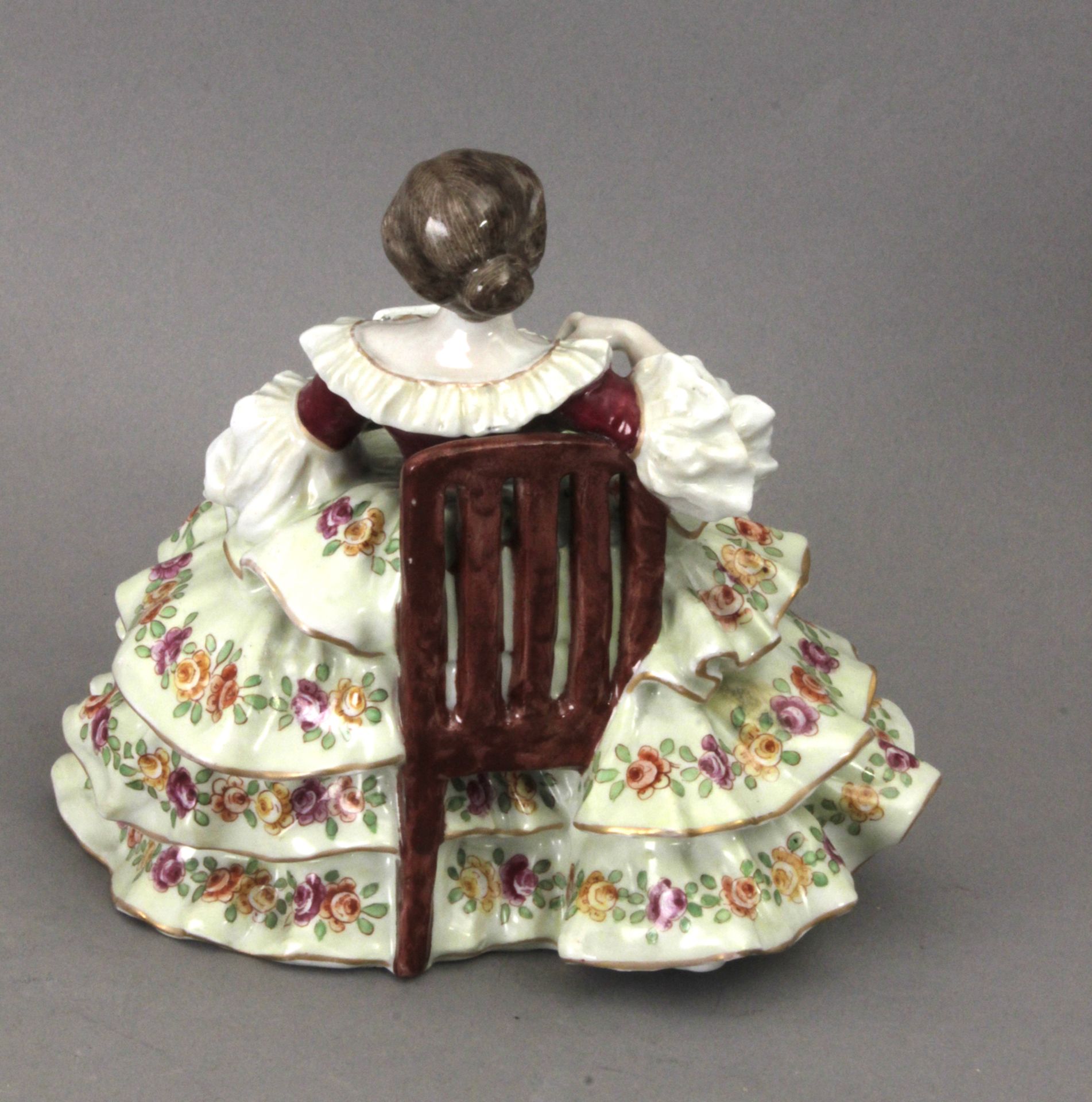 Early 20th century dame figurine in Von Schierholz porcelain - Bild 2 aus 2
