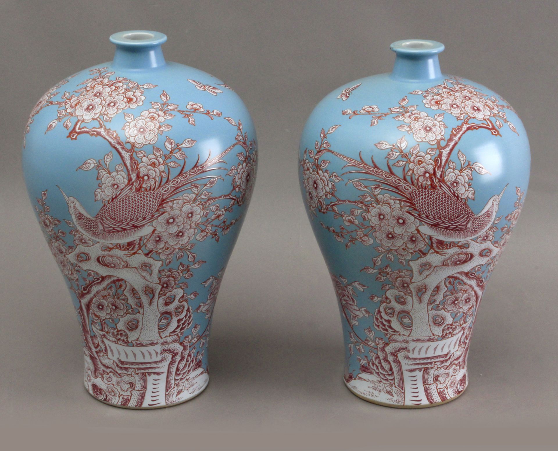 Pair of 20th century Chinese vases in blue monochrome porcelain