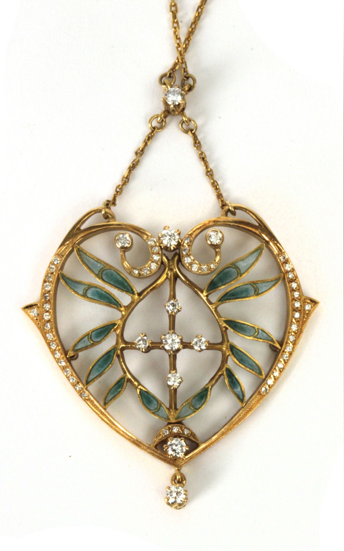 Bagués-Masriera. An Art Nouveau style pendant