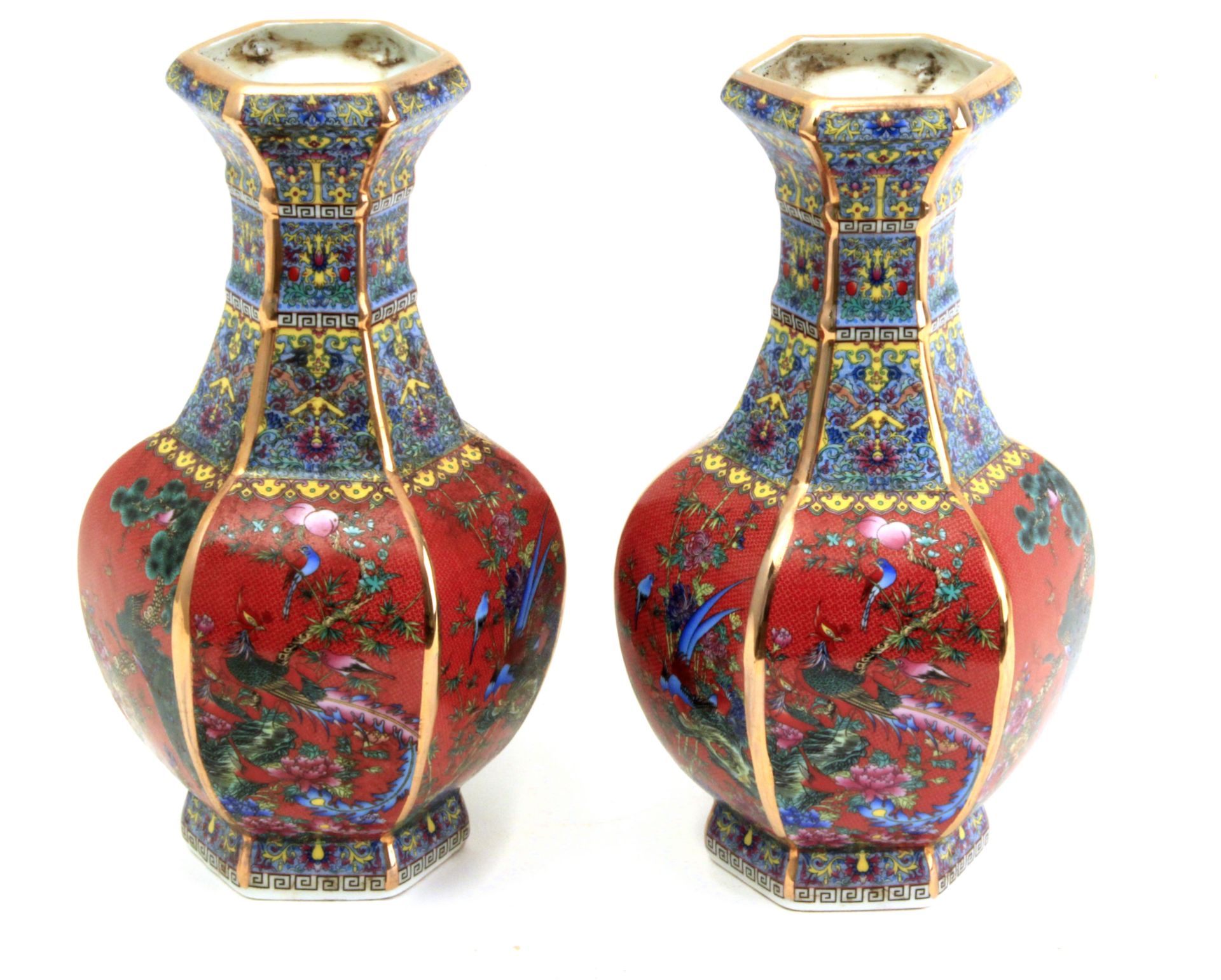 A pair of first third of 20th century porcelain vases from the Republic period