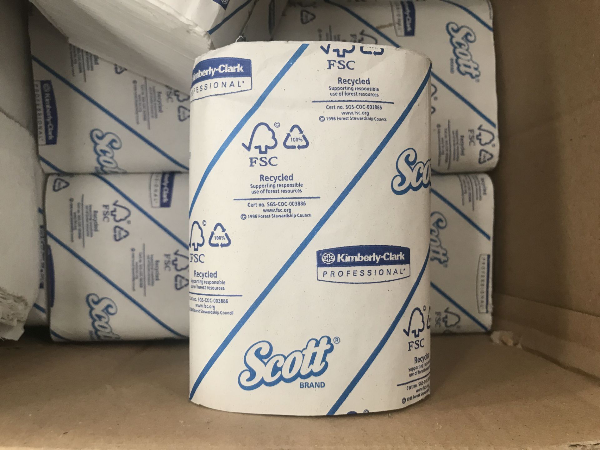 Scott Toilet Roll, in one box - Image 2 of 2