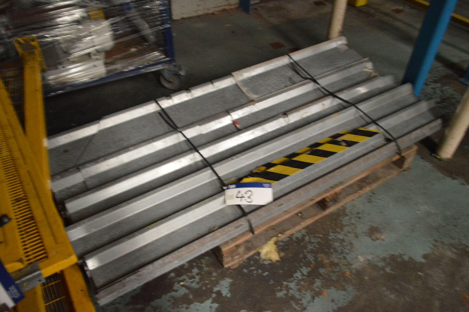 Steel Profiles, on one pallet