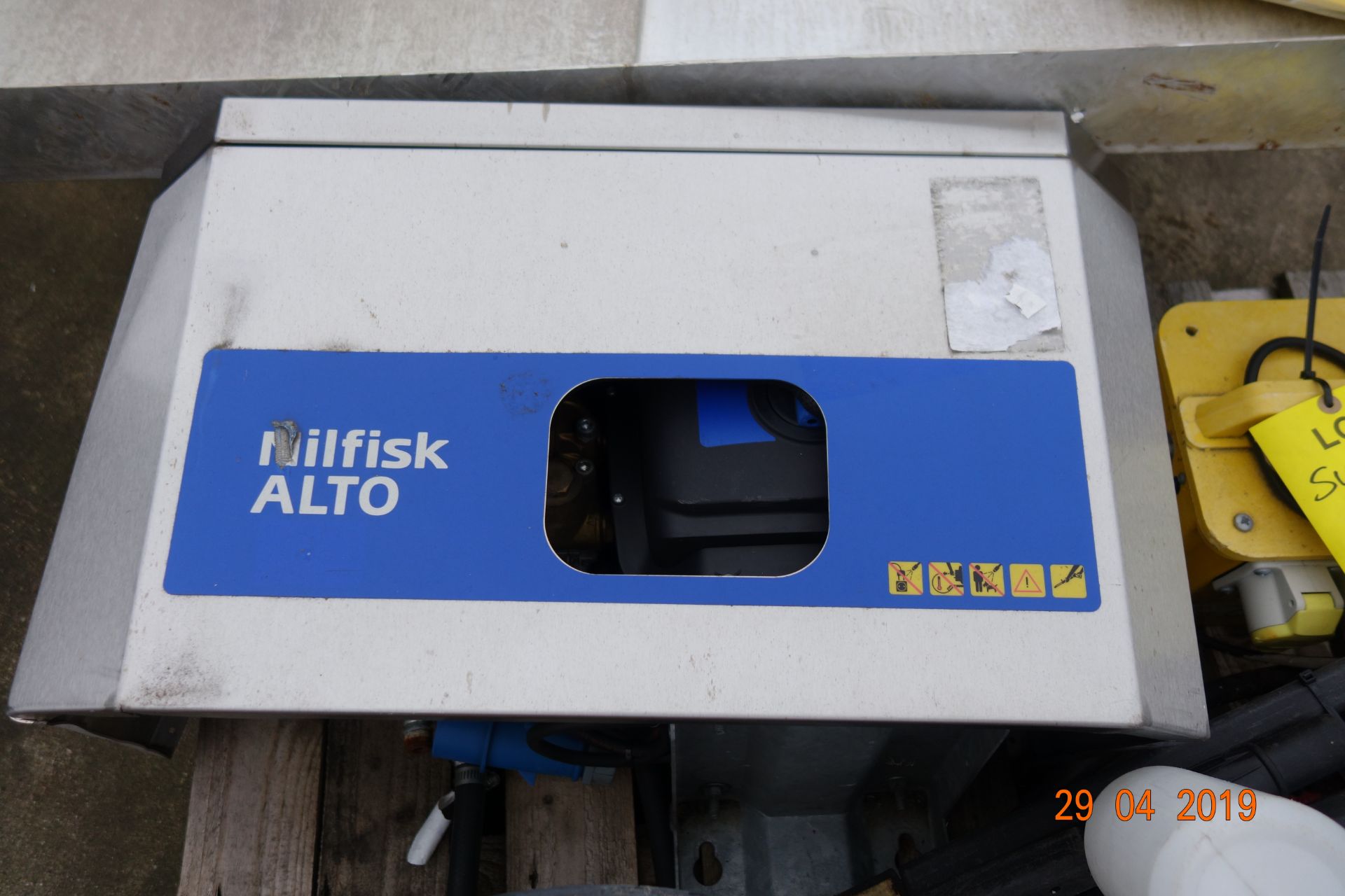 Nilfisk Alto Wall Mounted Pressure Washer, 110V - Image 2 of 3