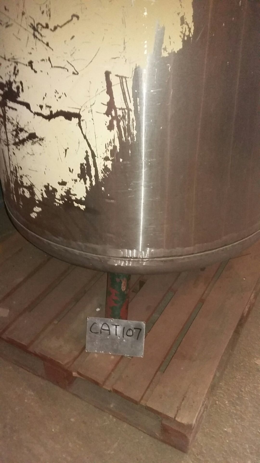 Grundy 800L Vertical Stainless Steel Tank, with ov - Image 2 of 3