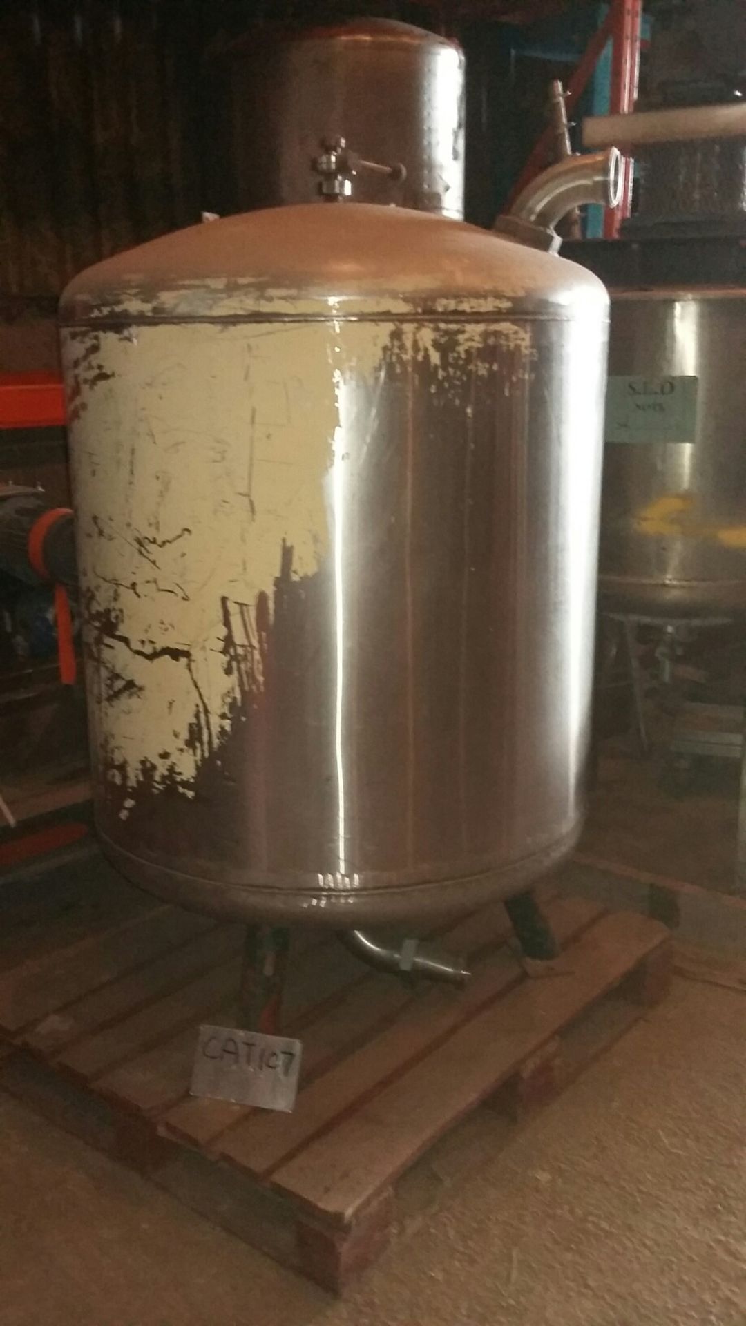 Grundy 800L Vertical Stainless Steel Tank, with ov