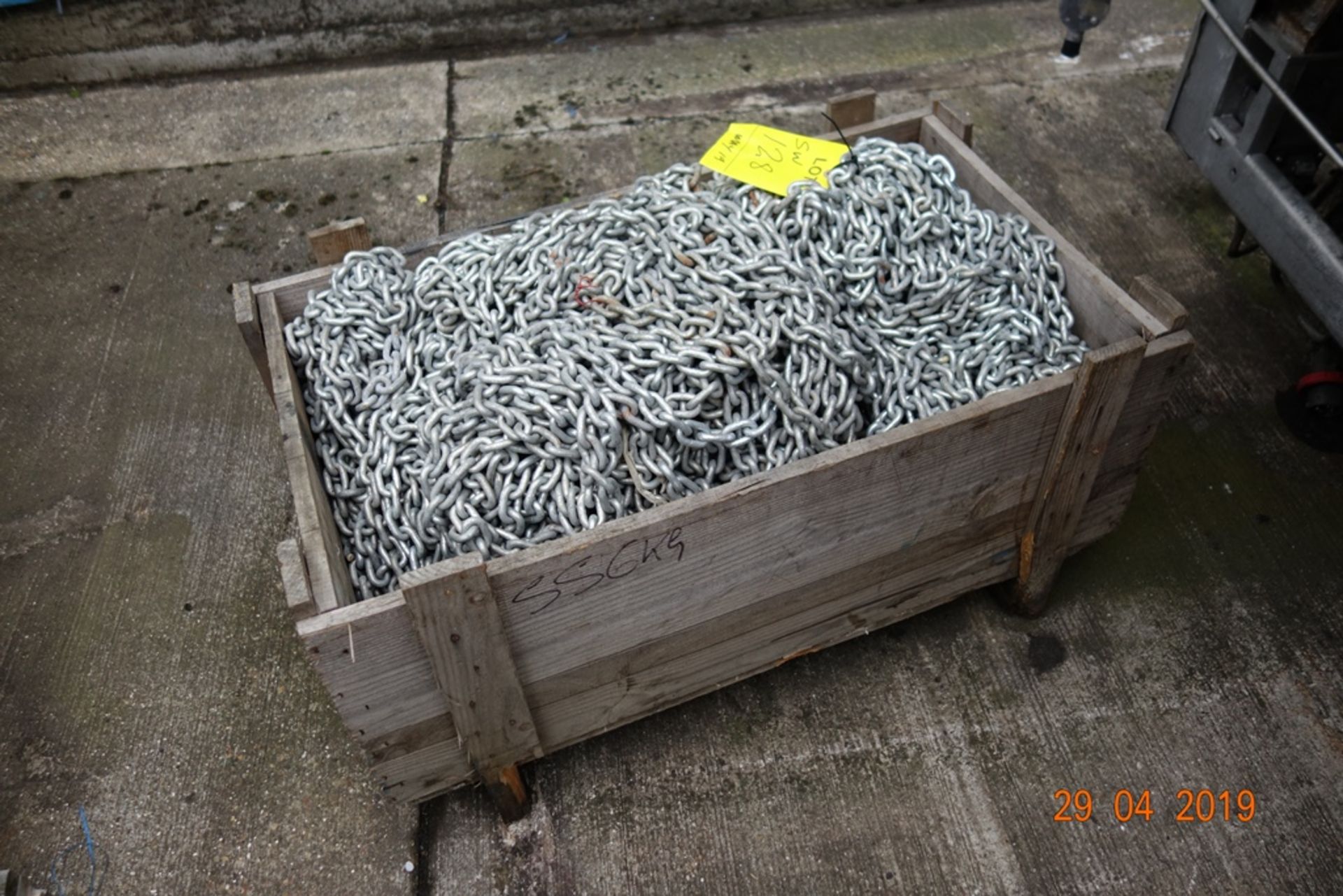 Box of Galvanised Chain - Image 3 of 3