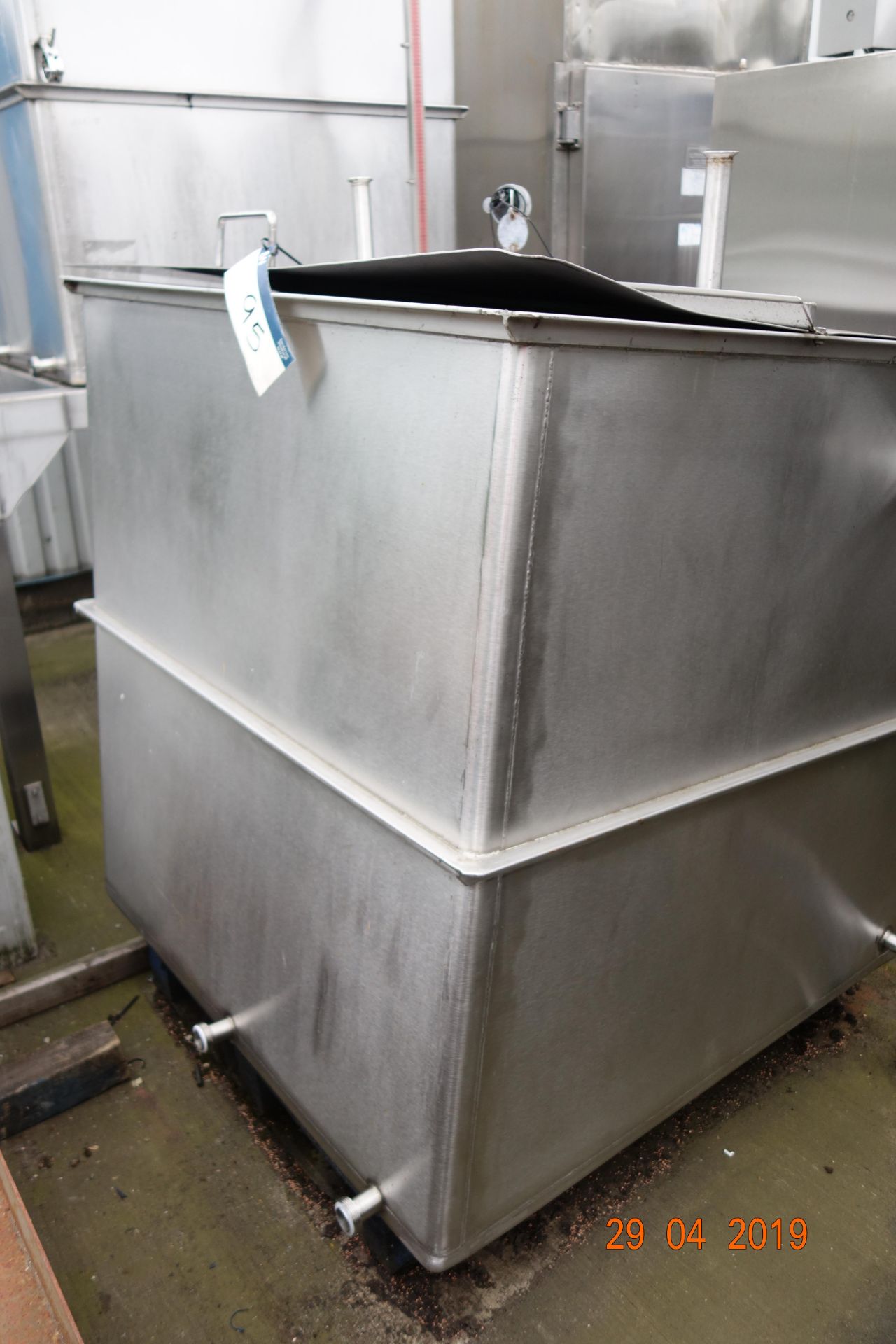 Stainless Steel Tank