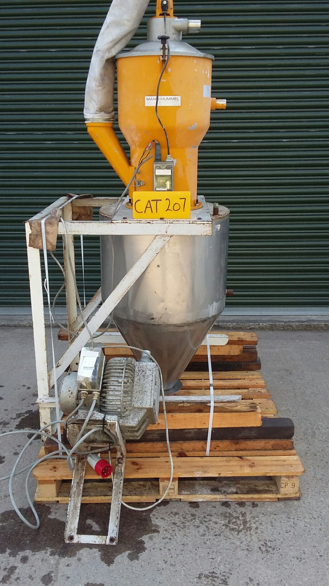Hummel Vacuum Transfer Conveyor, with rotary vacuu