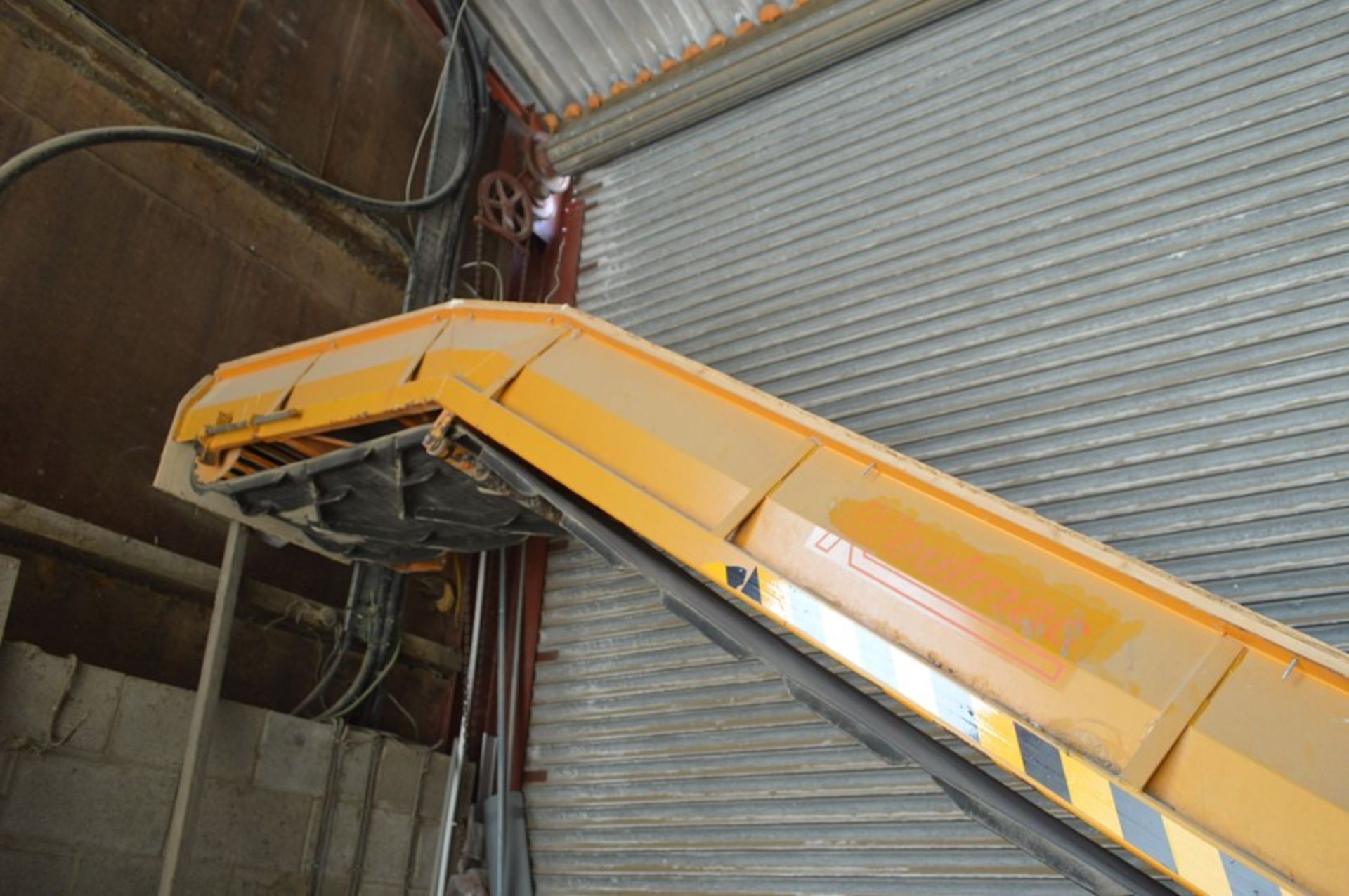 Keulmac INCLINED PORTABLE CONVEYOR ELEVATOR UNLOAD - Image 7 of 9