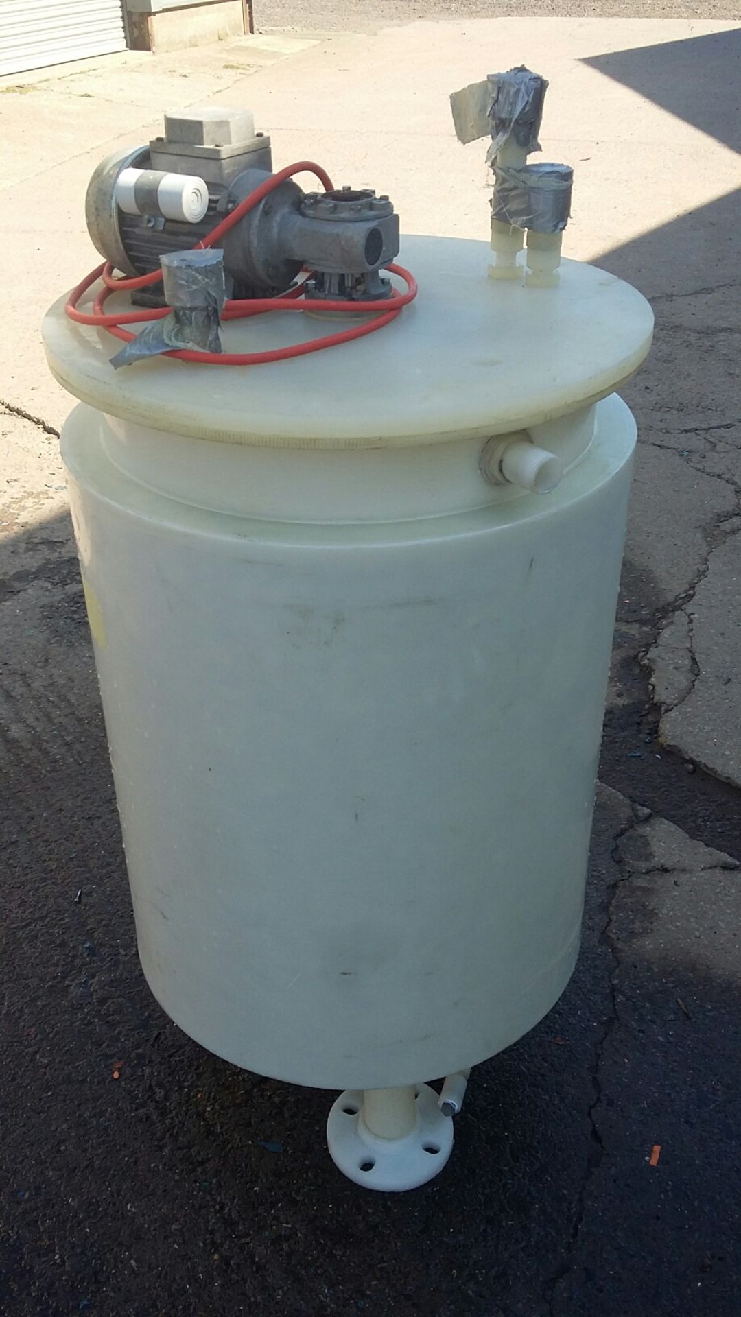 Polyprop Insulated Mixing Tank, with internal plas - Image 5 of 5