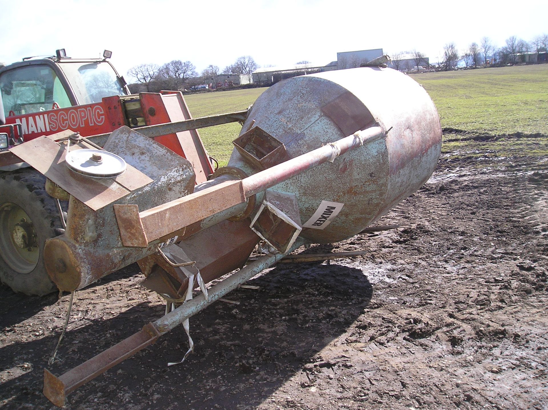 Vertical Fountain Mixer, with bottom hopper feed - Bild 2 aus 3