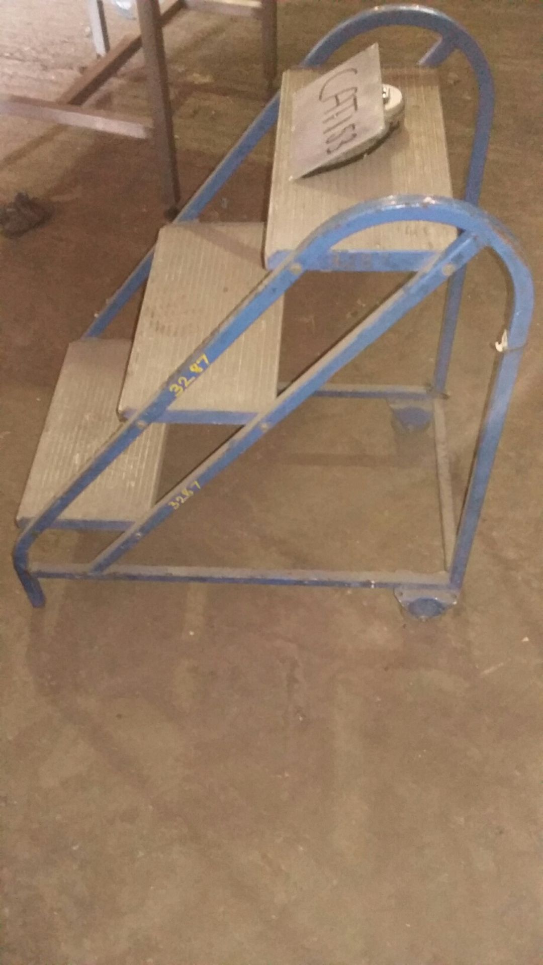 Mild Steel Three Tread Mobile Steps - Image 2 of 2