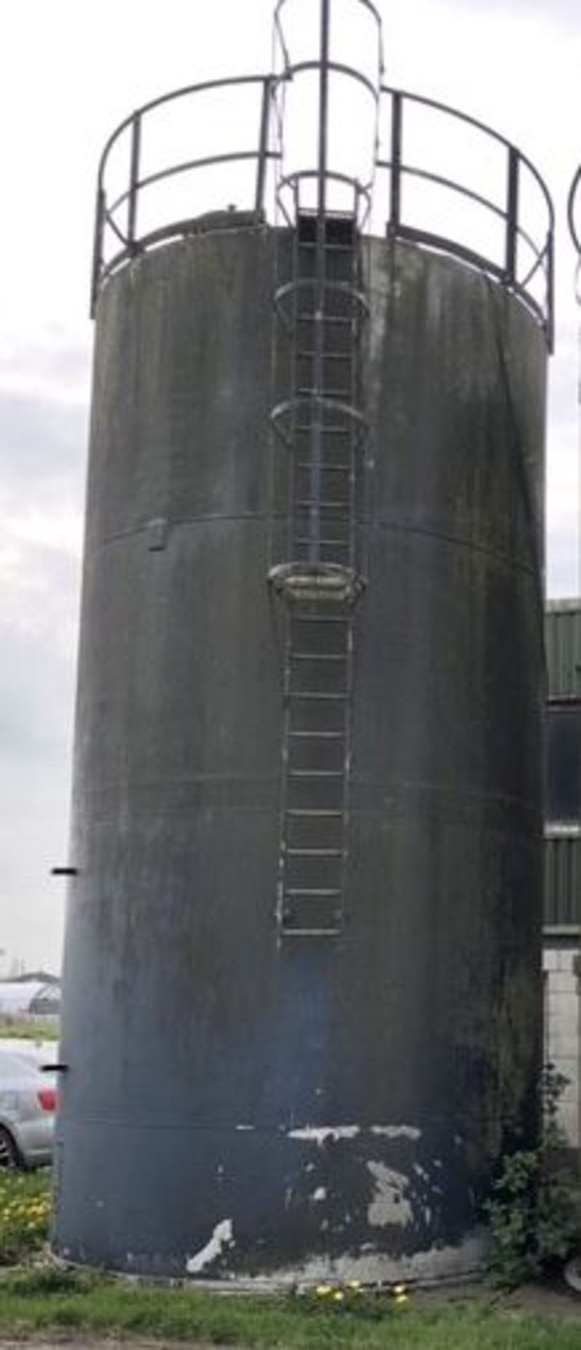 30 Tonne (flour cap.) SKIRTED ALLOY SILO, approx.