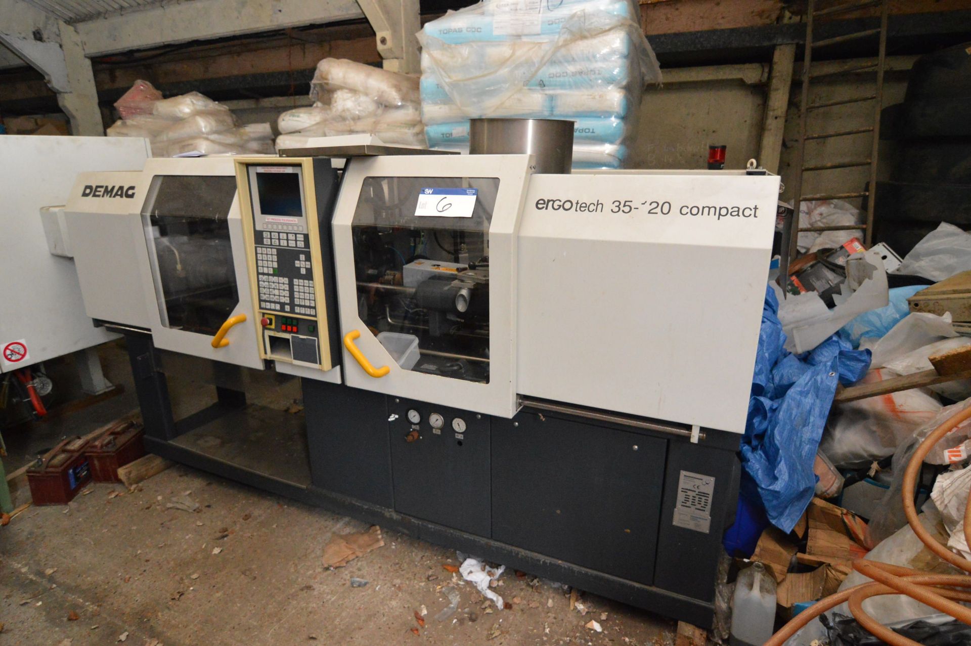 Mannesmann Demag ERGOTECH-COMPACT 350-120 35 tonne PLASTIC INJECTION MOULDING MACHINE, serial no. - Bild 2 aus 6