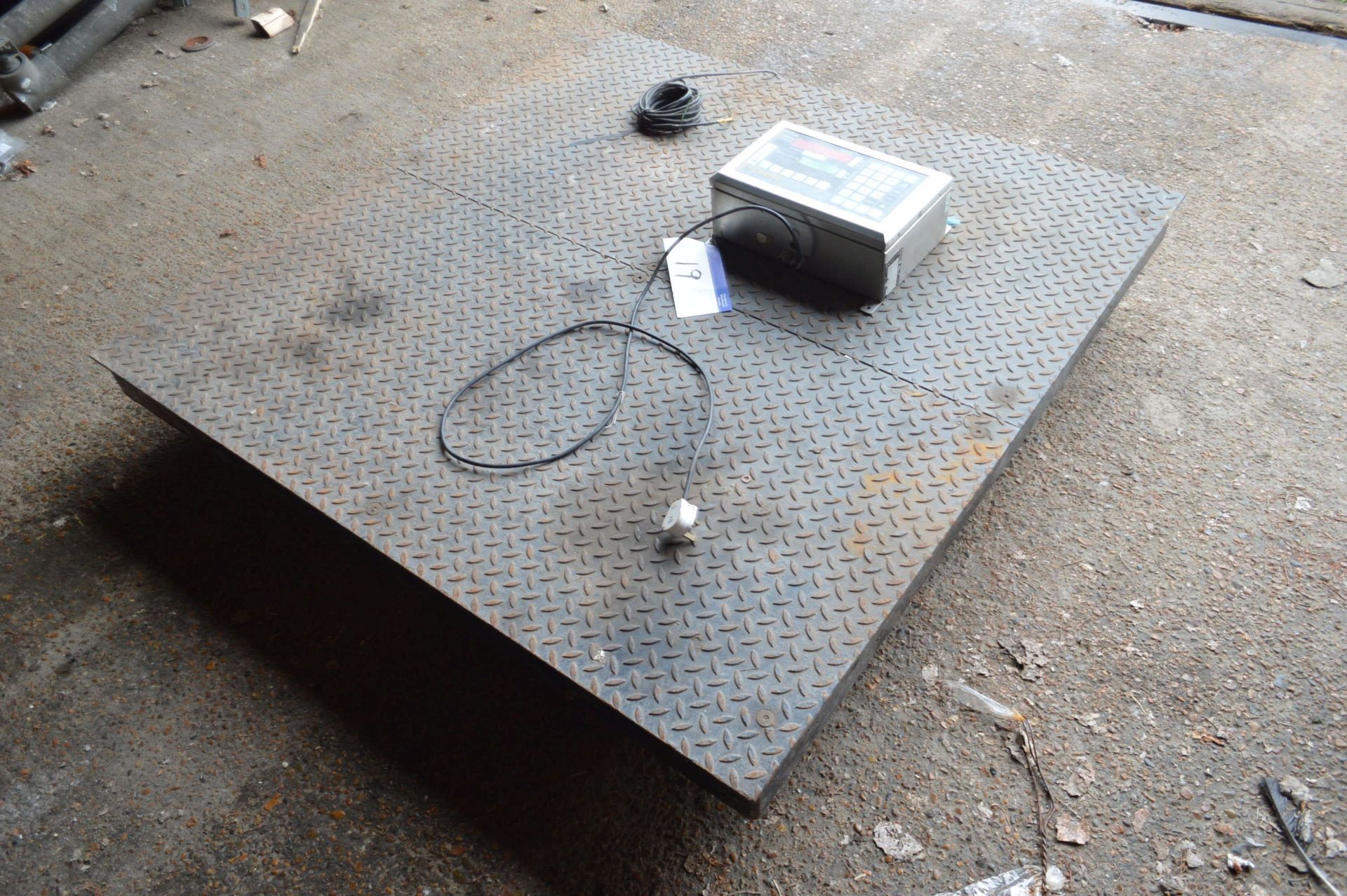 Loadcell Platform Weighing Scale, 1500mm x 1500mm, with Stevens system 280 digital read out - Image 3 of 3