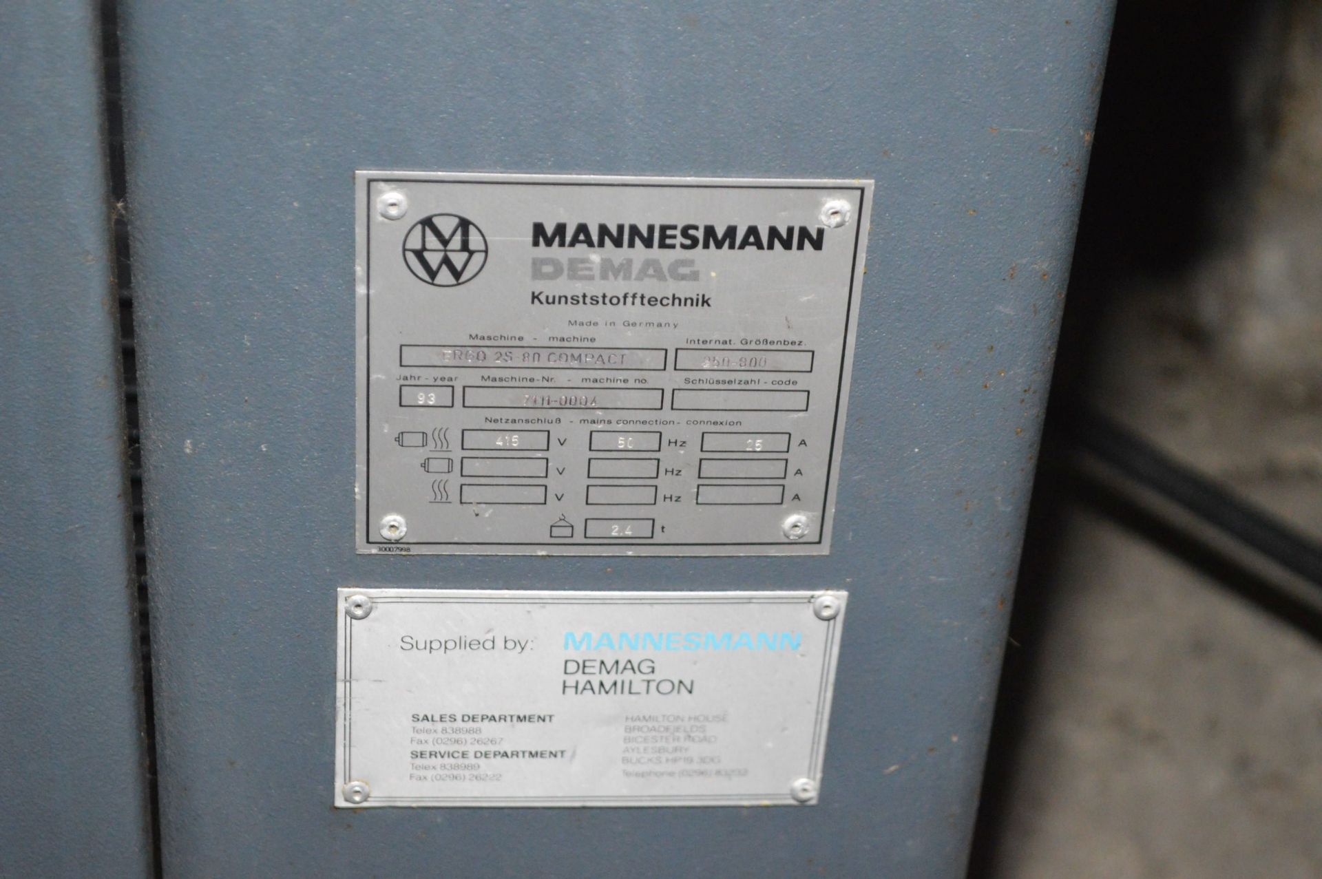 Mannesmann Demag ERGO 25.80 COMPACT 25 tonne PLASTIC INJECTION MOULDING MACHINE, serial no. 711- - Image 2 of 4