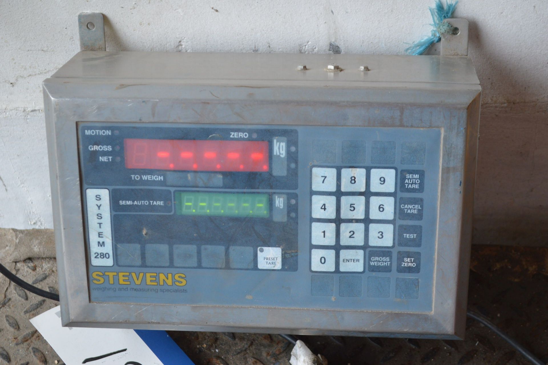 Loadcell Platform Weighing Scale, 1500mm x 1500mm, with Stevens system 280 digital read out - Image 2 of 3