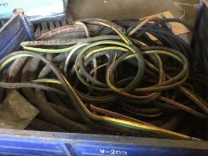 Pipes & Hoses, with steel box pallet (2)