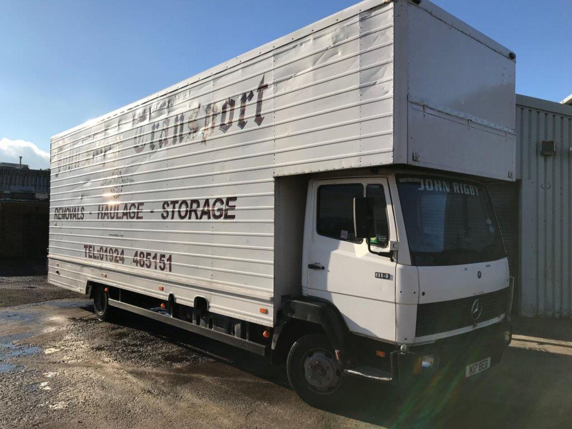 Mercedes 814 Rigid Body Furniture Removal Wagon