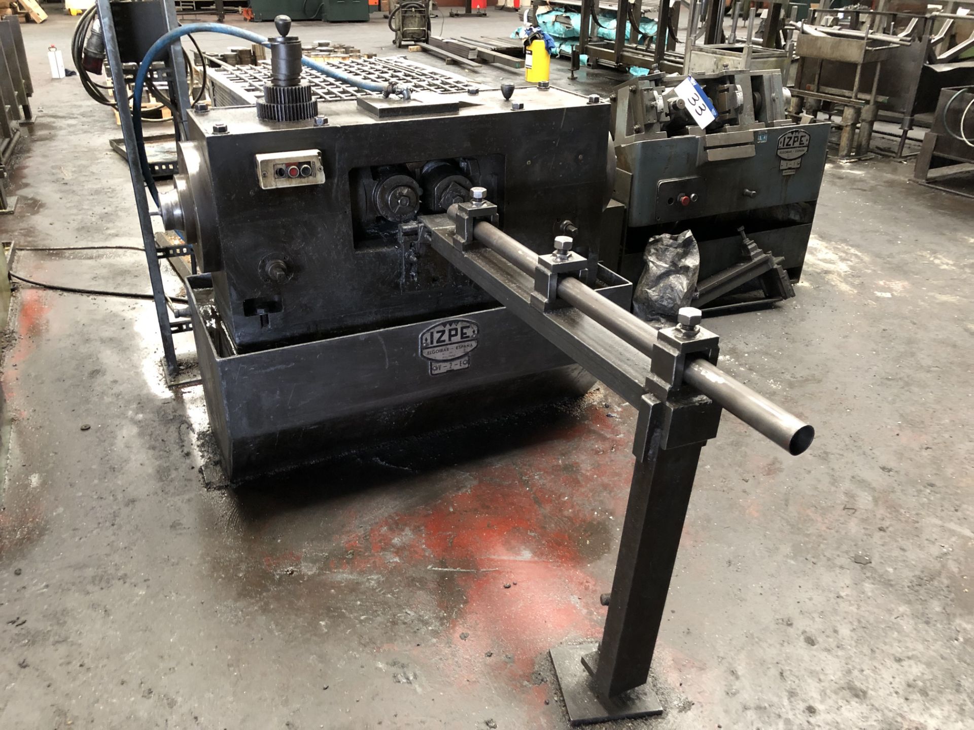 IZPE V-2-E Cold Threading Machine, Serial Number: 26, Year of Manufacture: 1982