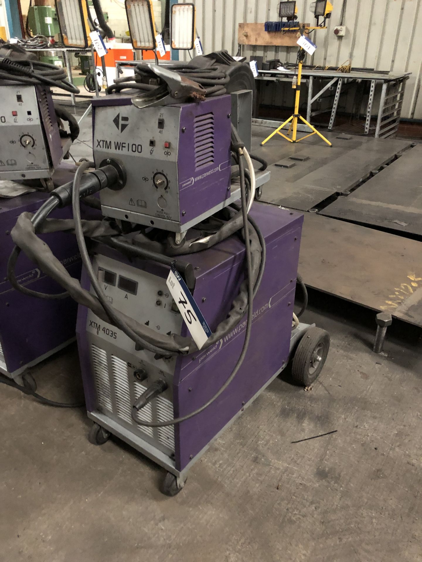 Parweld XTM 403S Mig Welder, Serial Number: 12081322250 c/w XTM WF100 Wire Feed