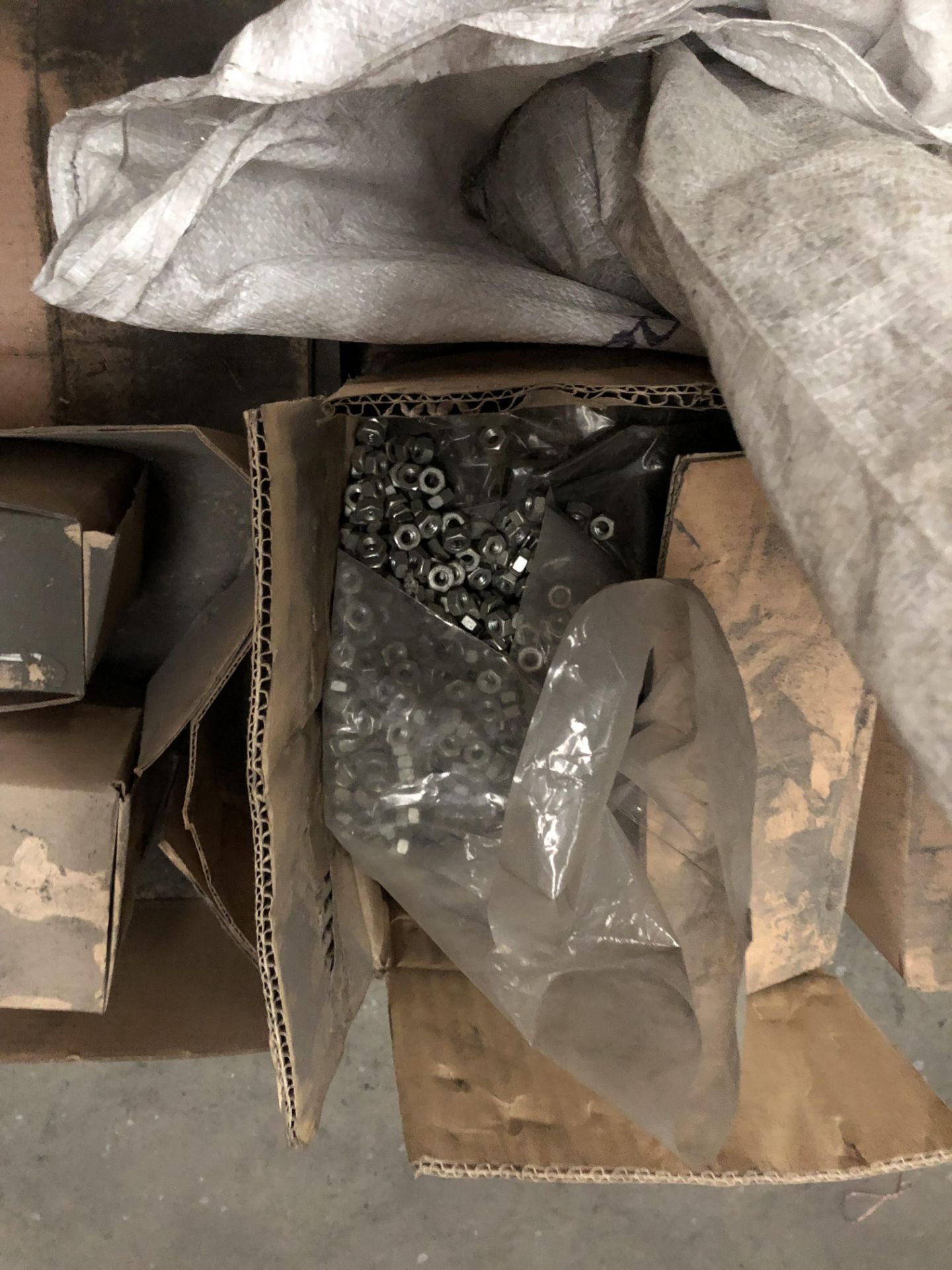 Quantity of Nuts, Bolts, Roofing Bolts, on 3 pallets - Image 3 of 6