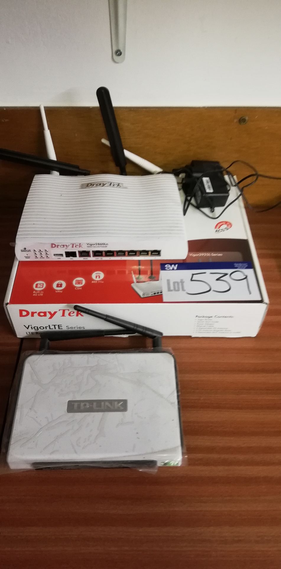 Draytek Vigor Router and TP Link Modem