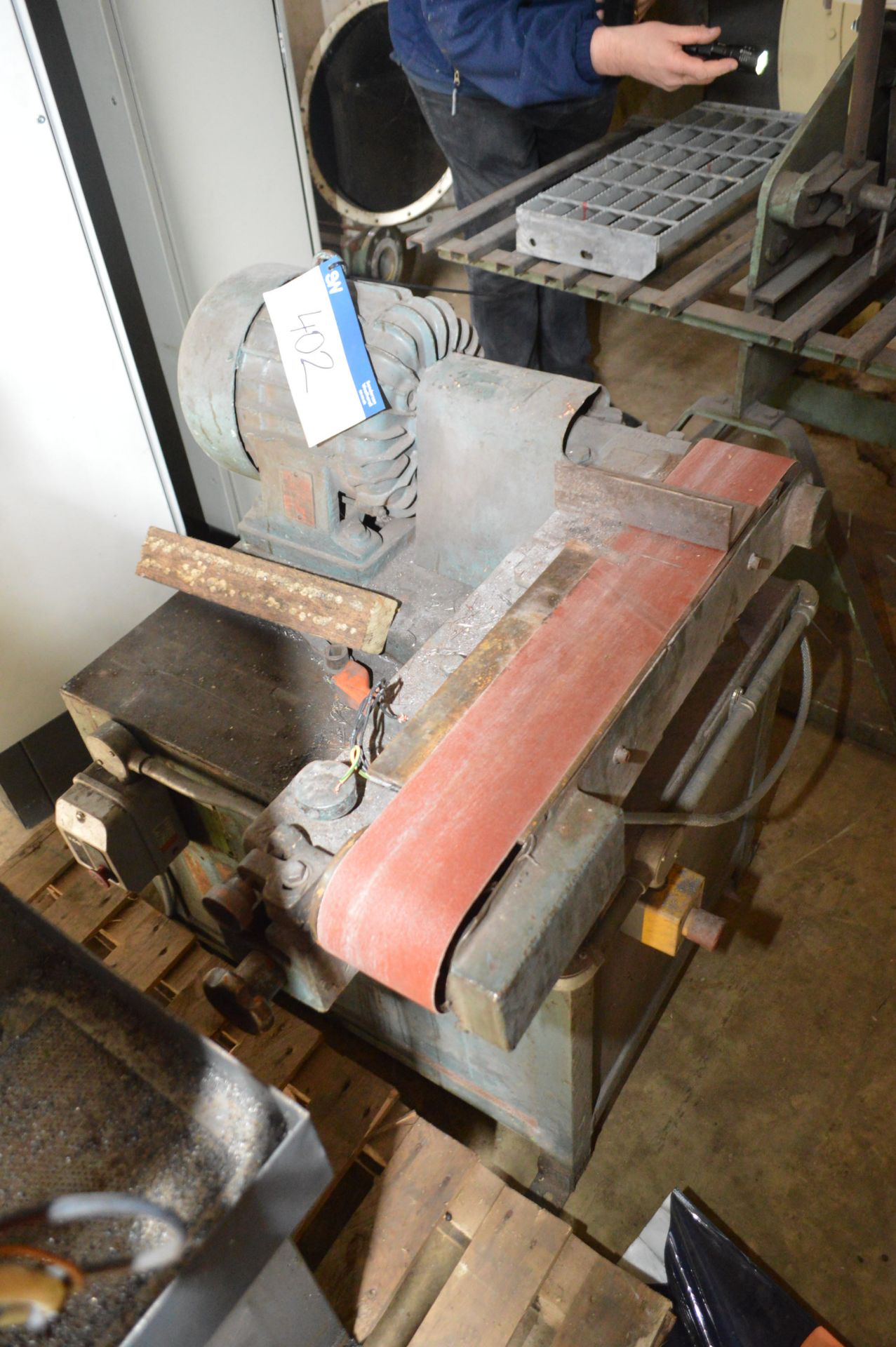 Horizontal Belt Linisher, approx. 100mm x 600mm centres