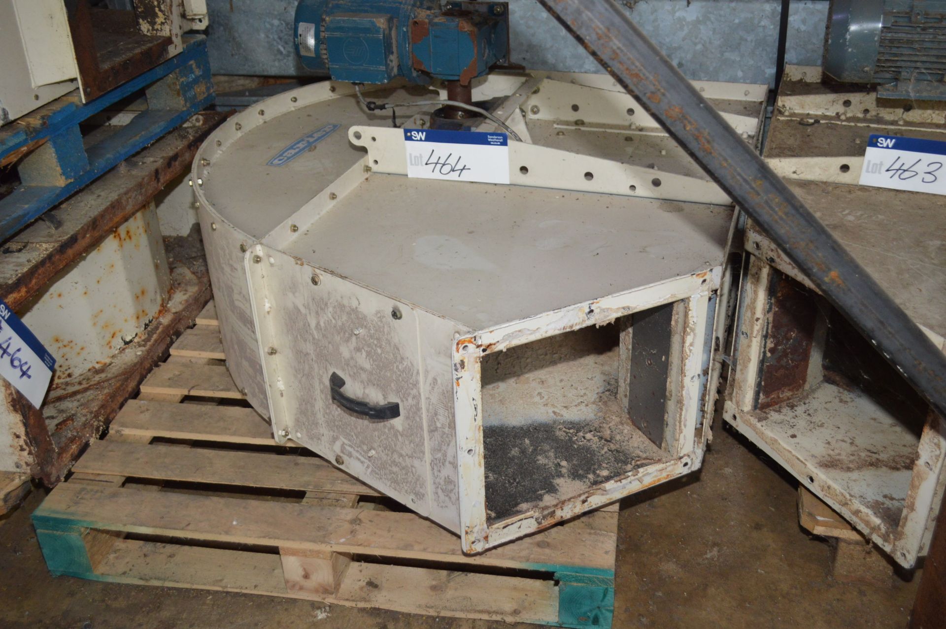 Carier Elevator Head, fitted geared electric motor drive, with elevator boot