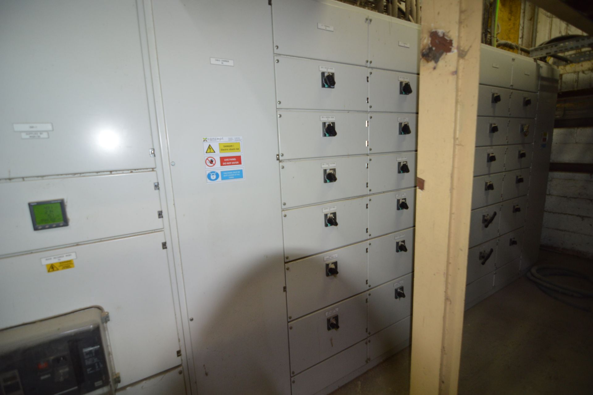 POWER DISTRIBUTION SWITCH PANEL (understood to be 1000kVA, understood to be manufactured by - Image 8 of 11