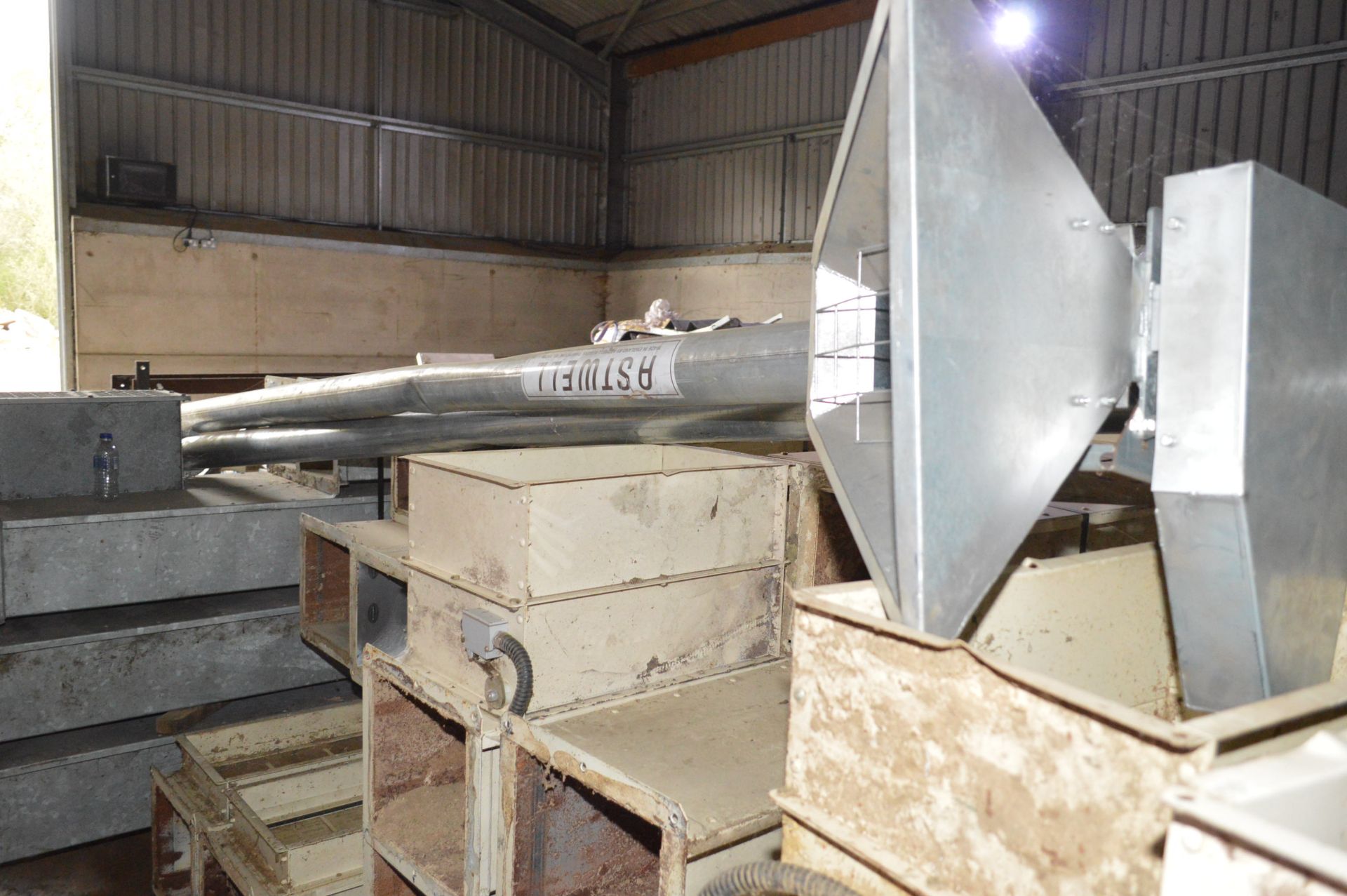 Astwell Galvanised Steel-Cased approx. 100mm dia. Auger Conveyor, approx. 8m long, with intake (no - Bild 2 aus 2